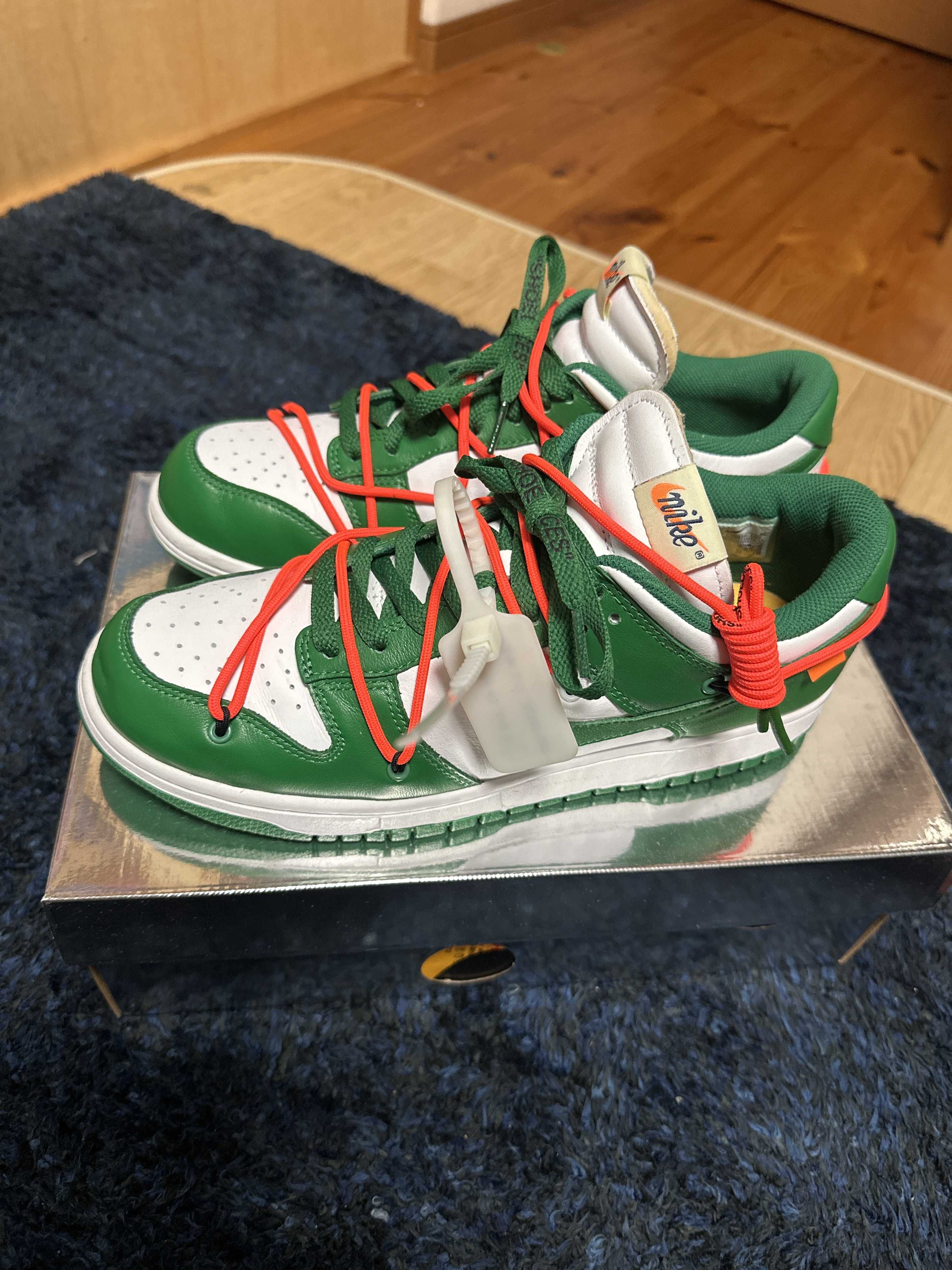 Off-White × Nike Dunk Low "White/Pine Green"