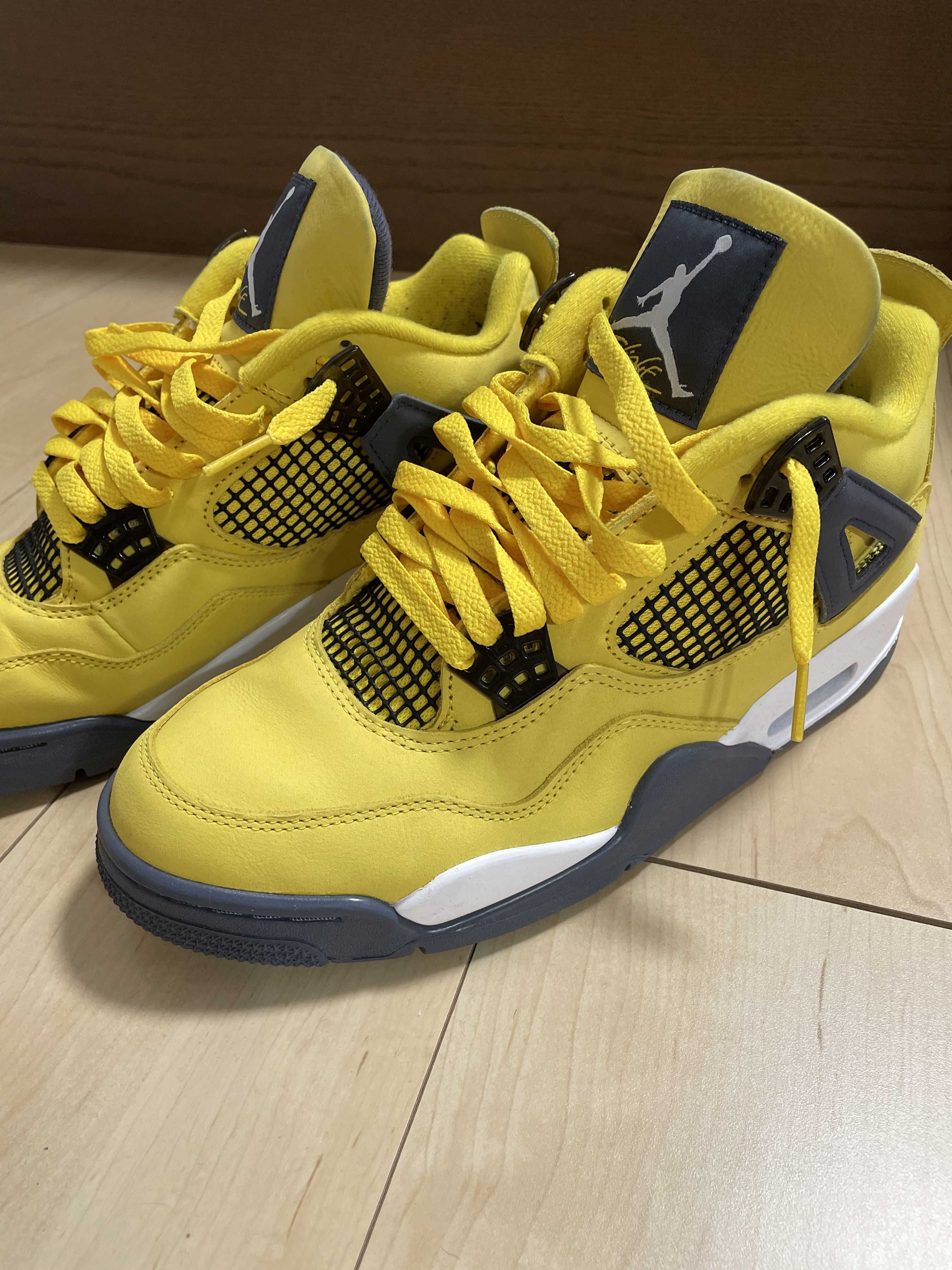 Nike Air Jordan 4 "Tour Yellow"
