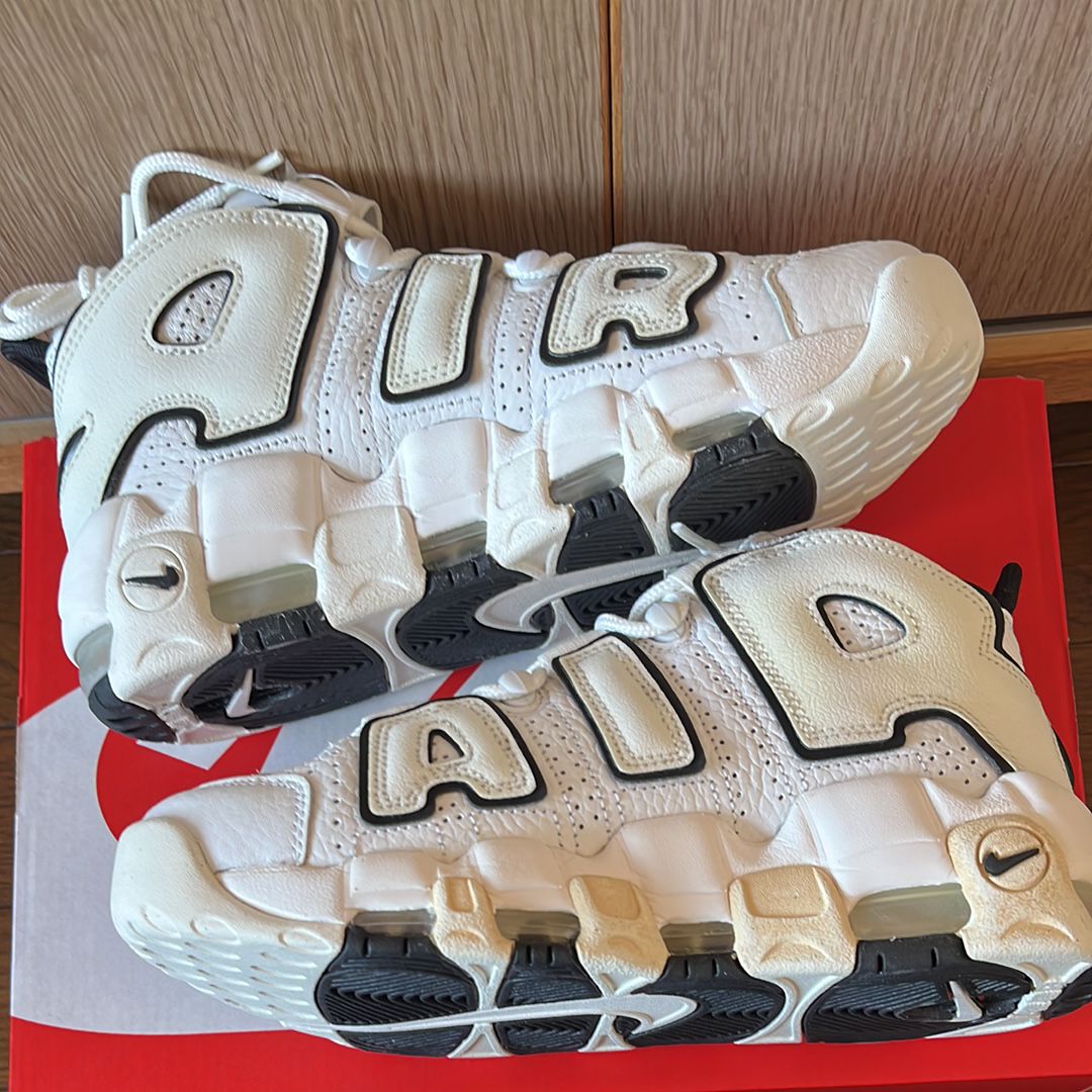 Nike Women's Air More Uptempo "White/Black"