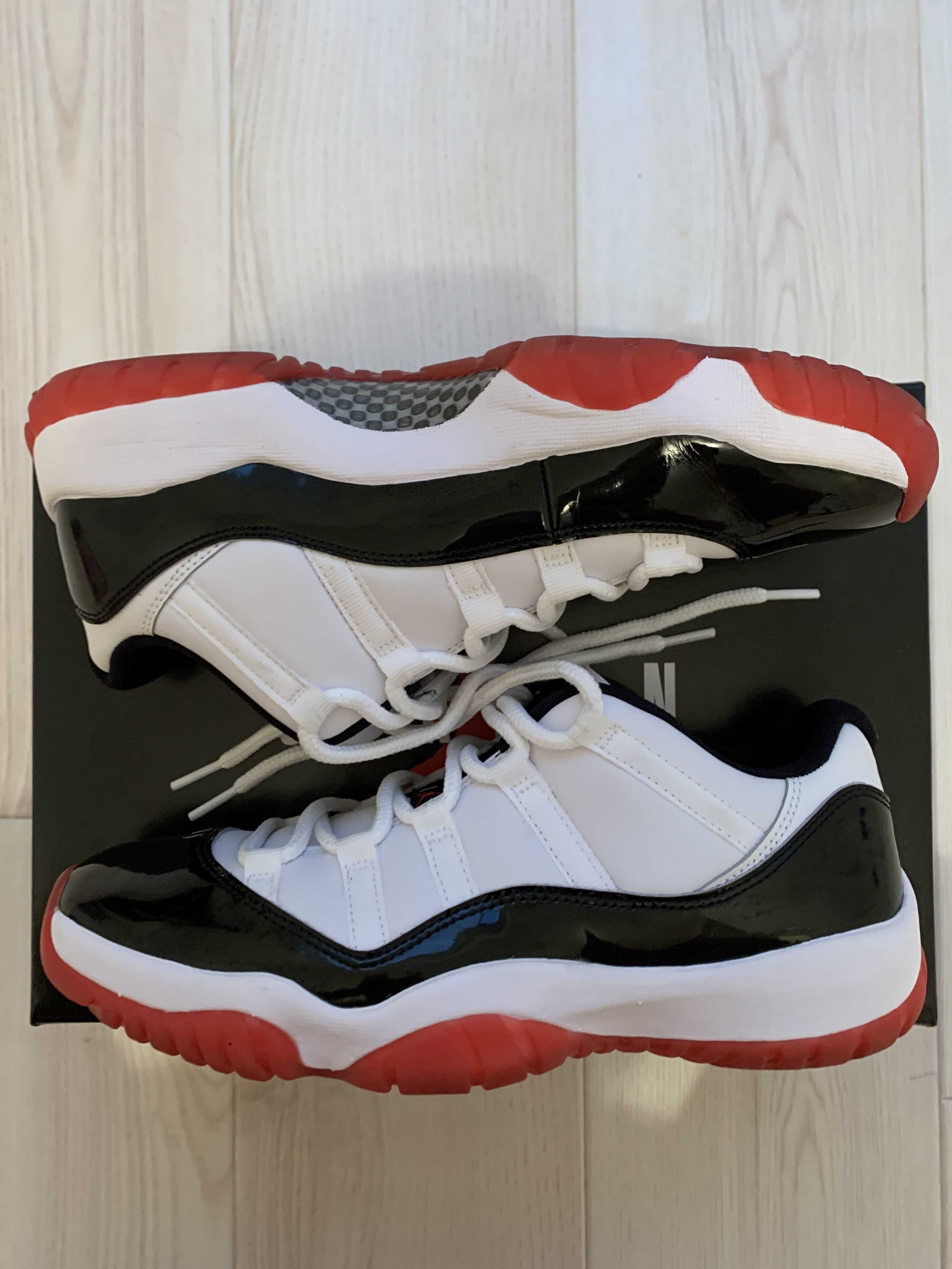 Nike Air Jordan 11 Low "Gym Red"