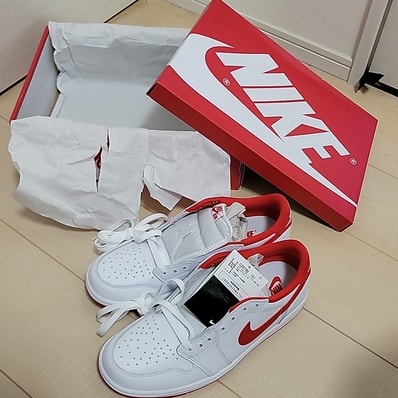 Nike Air Jordan 1 Retro Low OG "White and University Red"