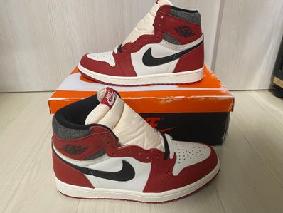 Nike Air Jordan 1 High OG "Lost & Found/Chicago"