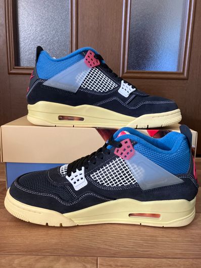 UNION × NIKE AIR JORDAN 4