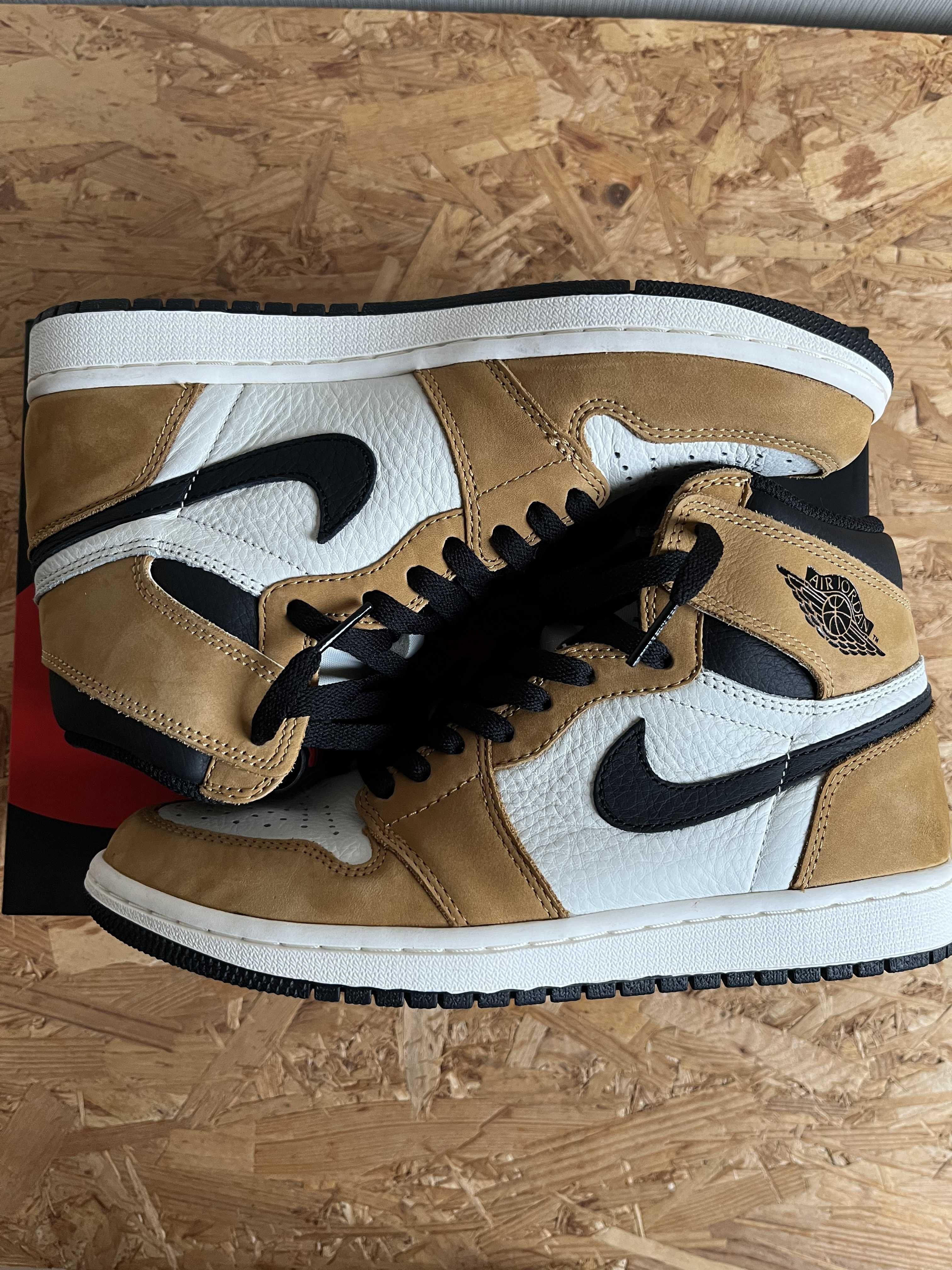 Nike Air Jordan 1 RETRO High "Rookie of The Year"