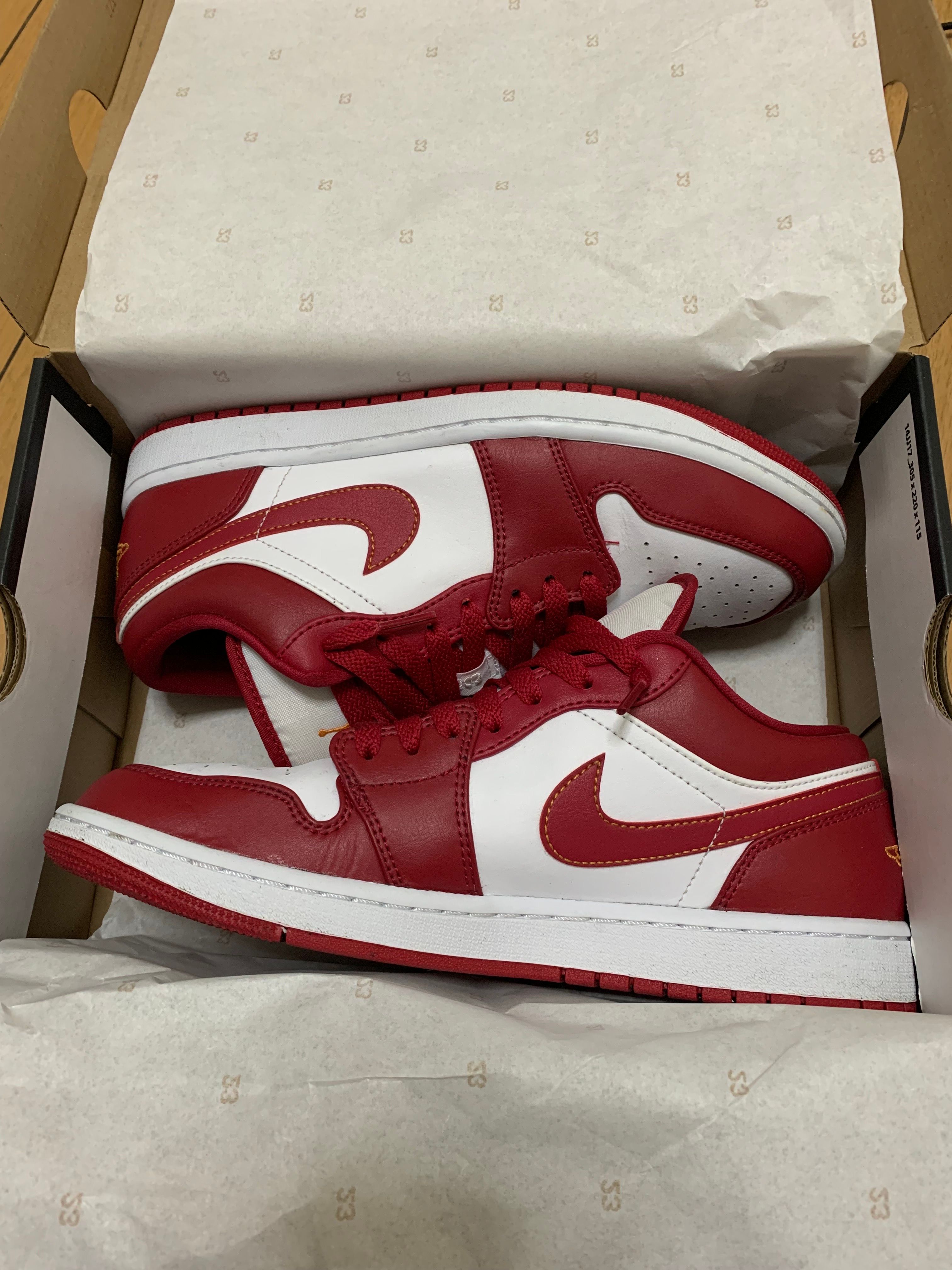 Nike Air Jordan 1 Low "Cardinal Red"