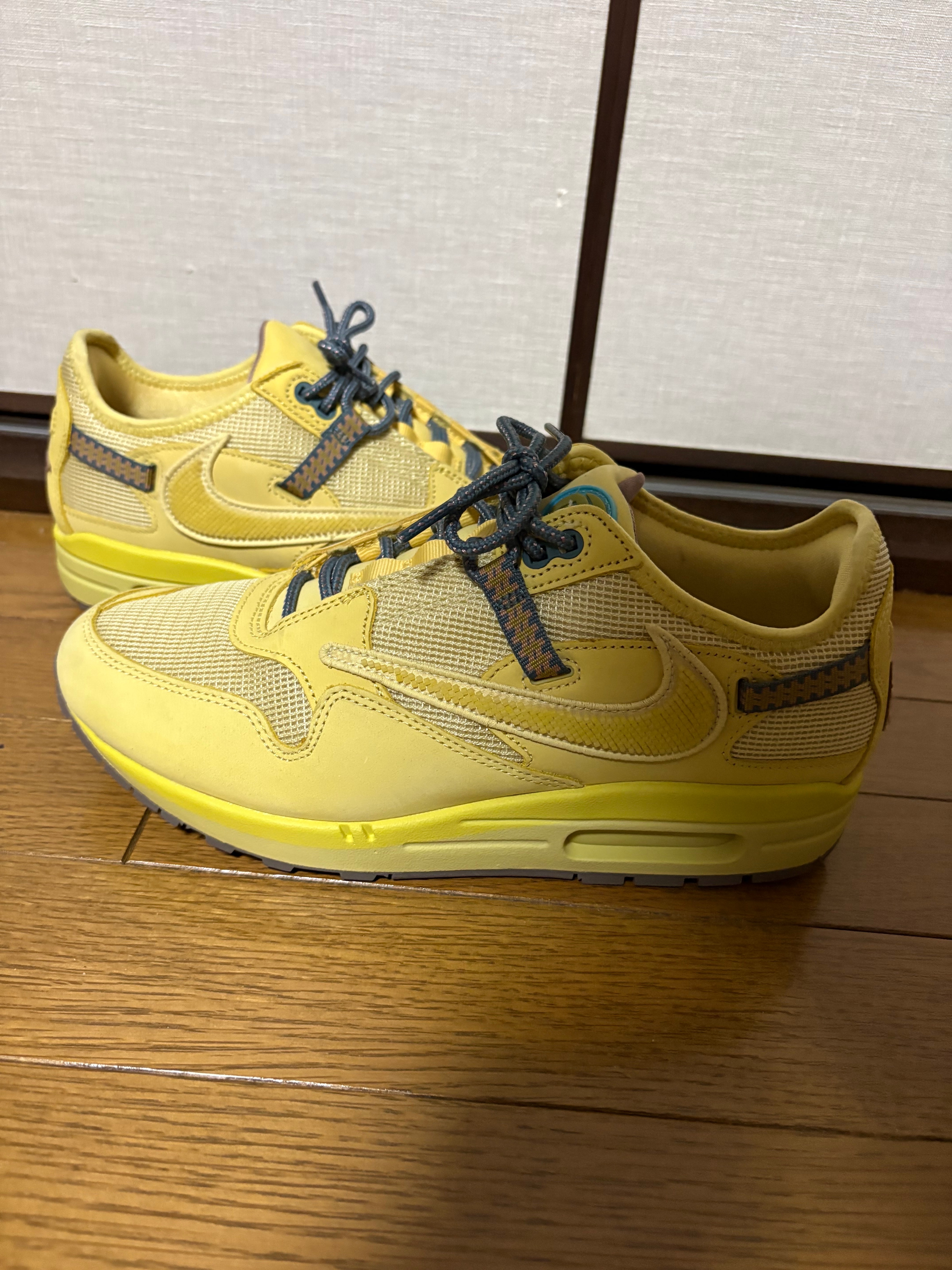 トラヴィススコット × ナイキ エアマックス1 