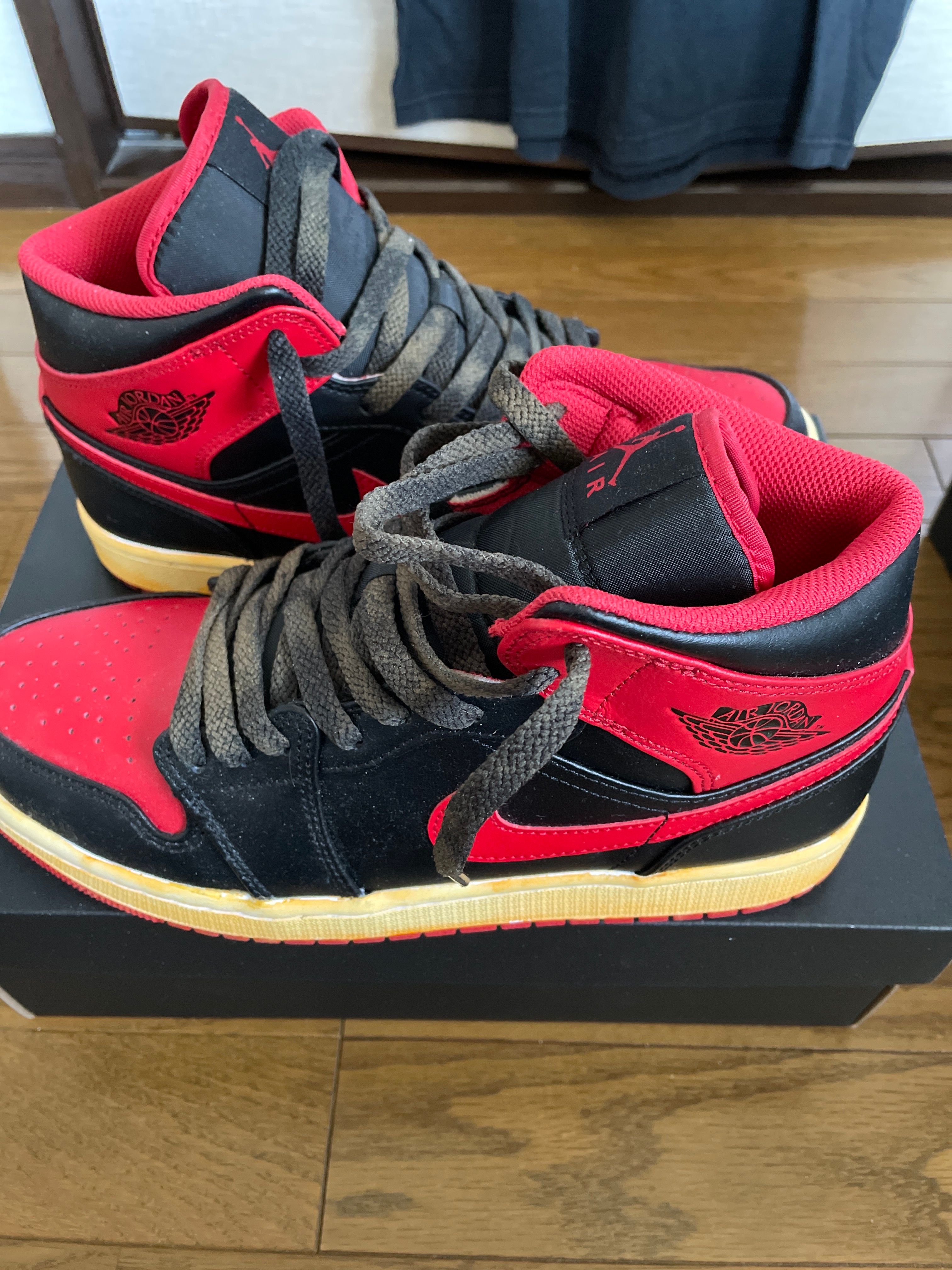 Nike Air Jordan 1 Mid "Bred Toe"