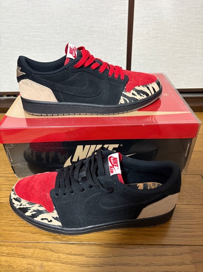Sole Fly × Nike Air Jordan 1 Low "Black and Sport Red"
