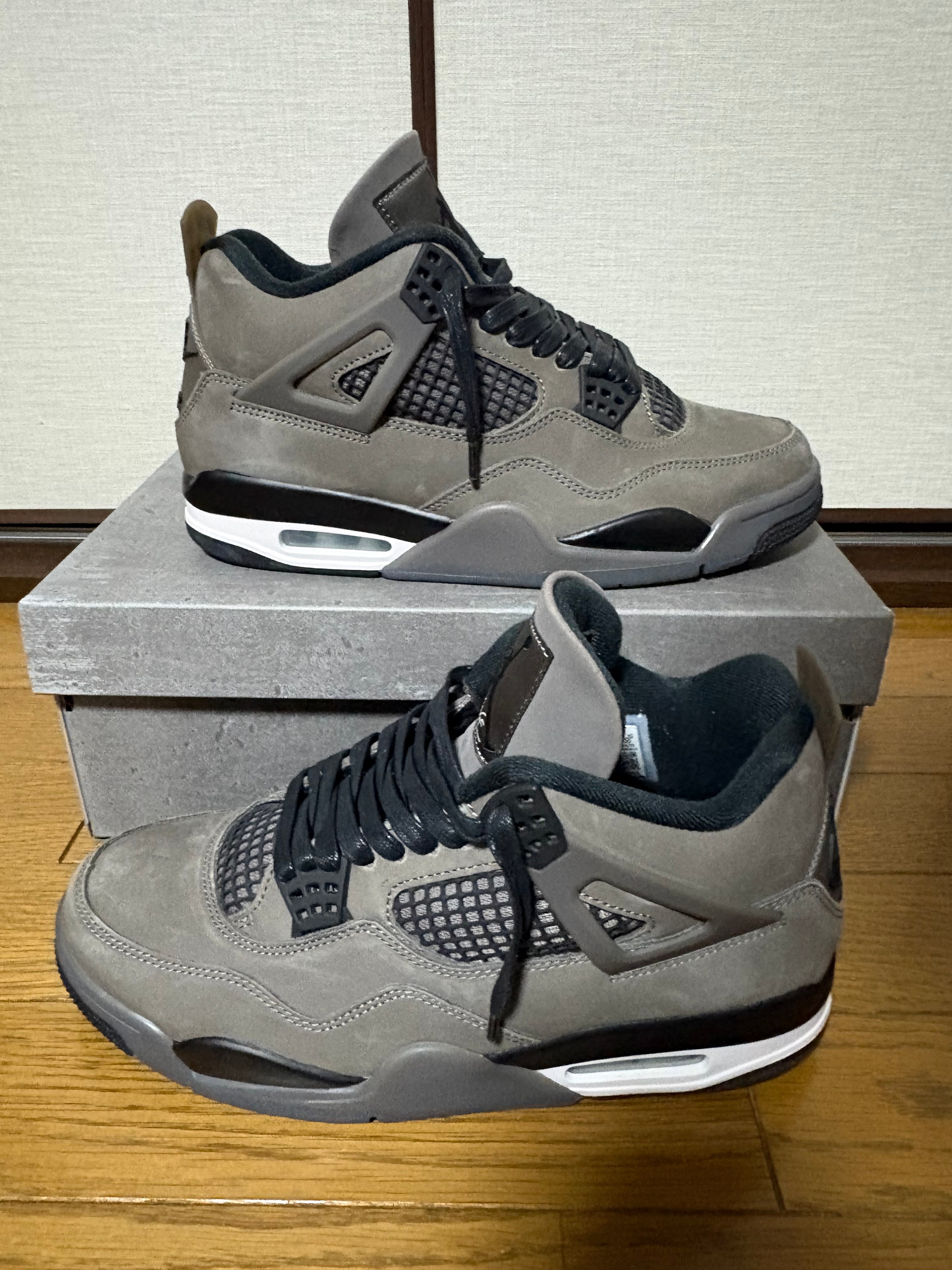 Nike Air Jordan 4 Retro "Cave Stone"