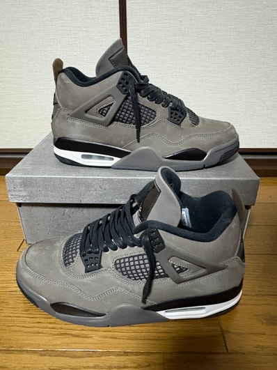 Nike Air Jordan 4 Retro "Cave Stone"