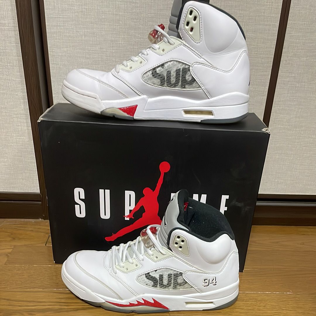 Supreme × Nike Air Jordan 5 Retro "White"