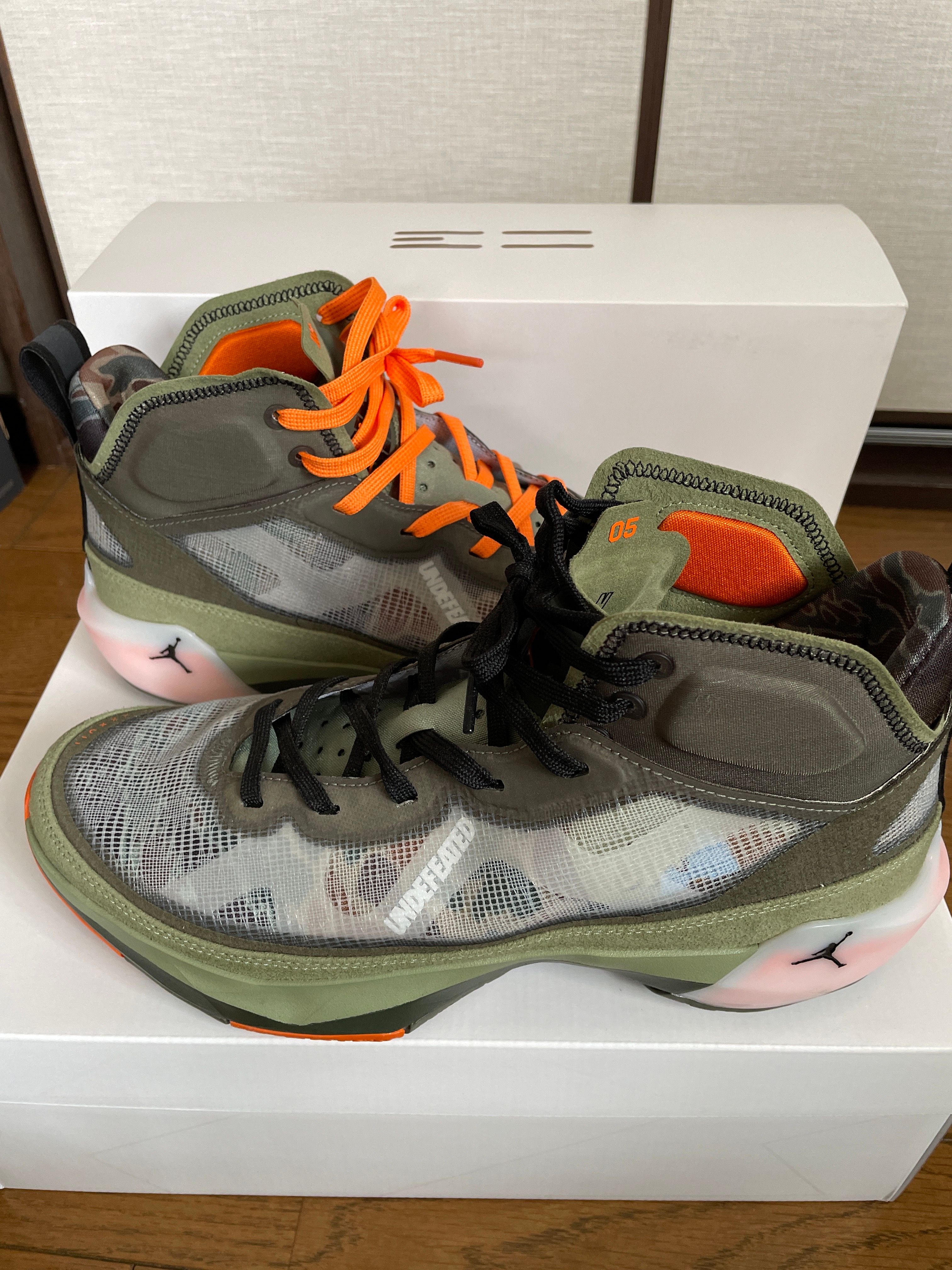 UNDEFEATED × Nike Air Jordan 37 "Oil Green"