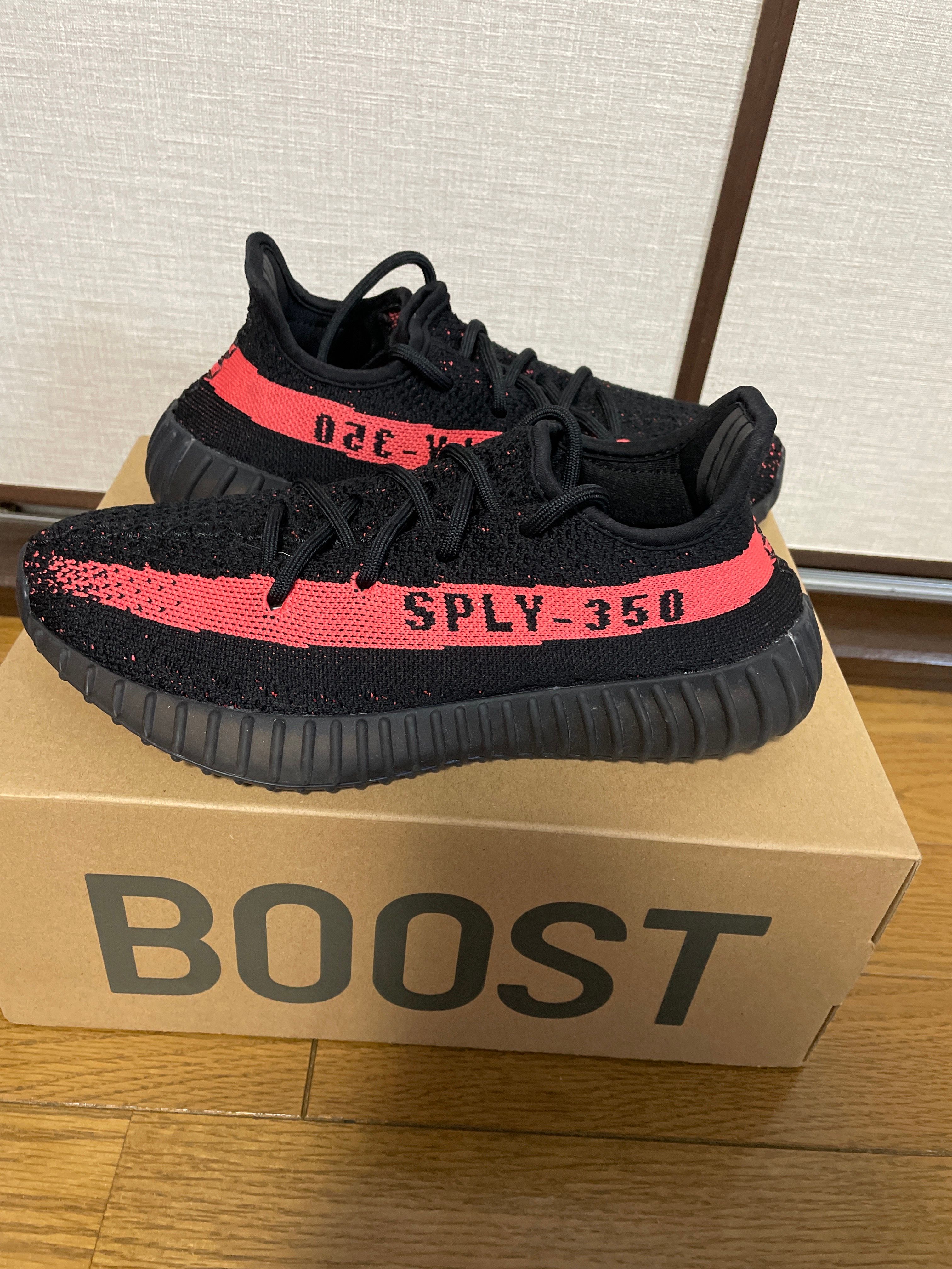 adidas YEEZY Boost 350 V2 "Core Black/Red"