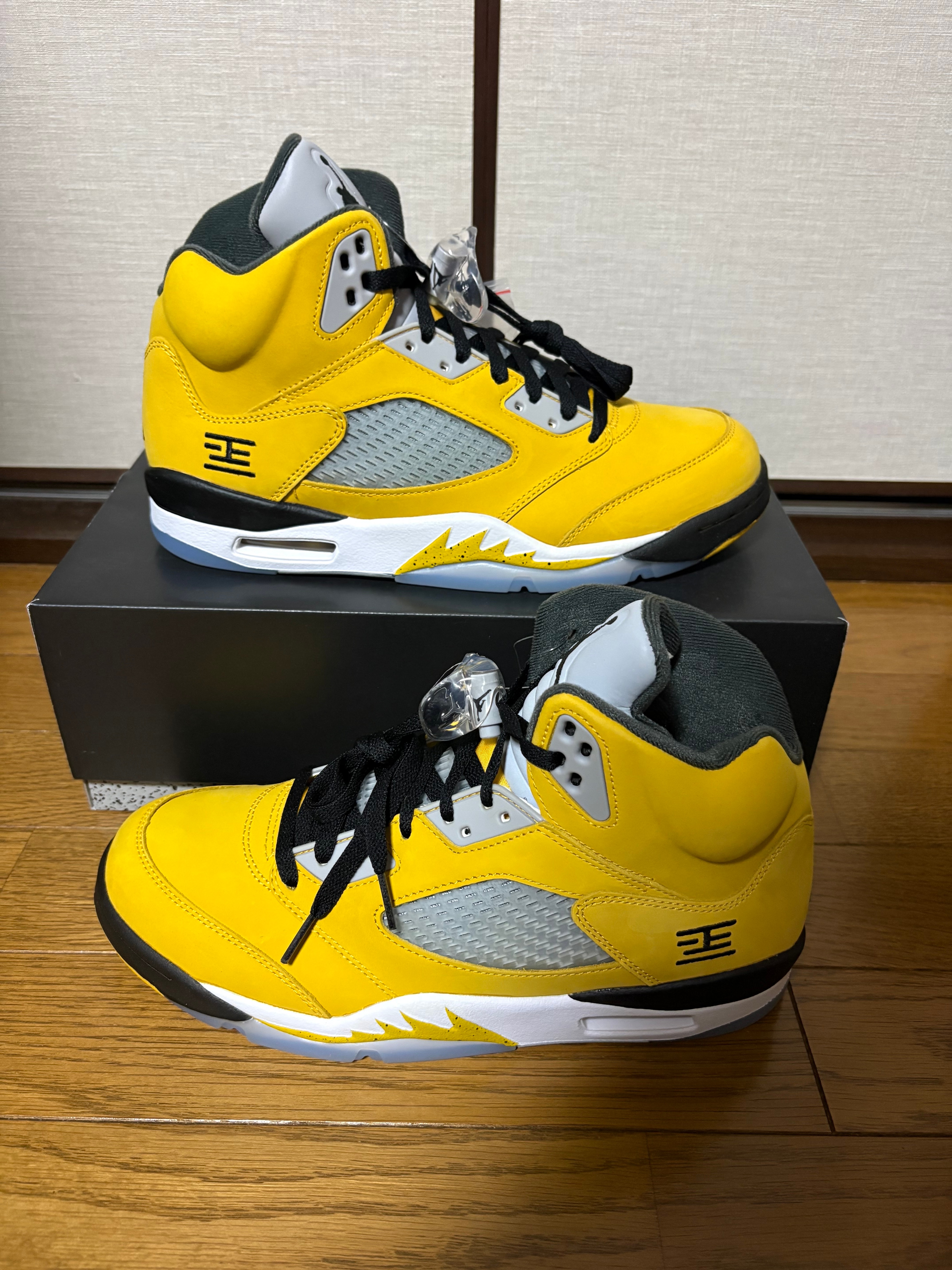 Air Jordan 5（中古）のおすすめアイテム | 通販・相場はスニーカーダンク