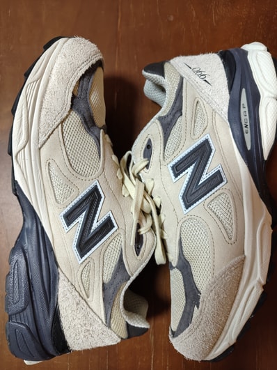 New Balance 990V3 "Moonbeam"