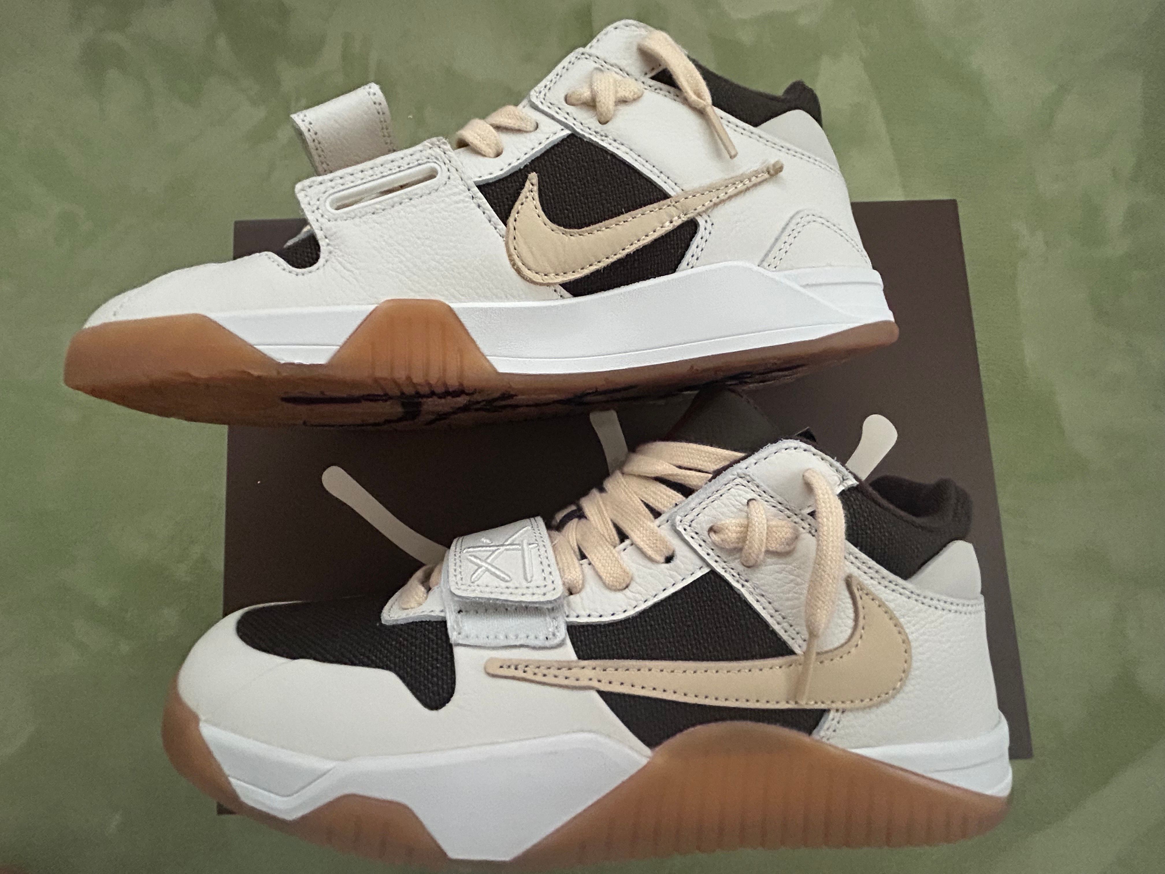 Travis Scott × Nike Jordan Jumpman Jack TR "Sail and Dark Mocha"