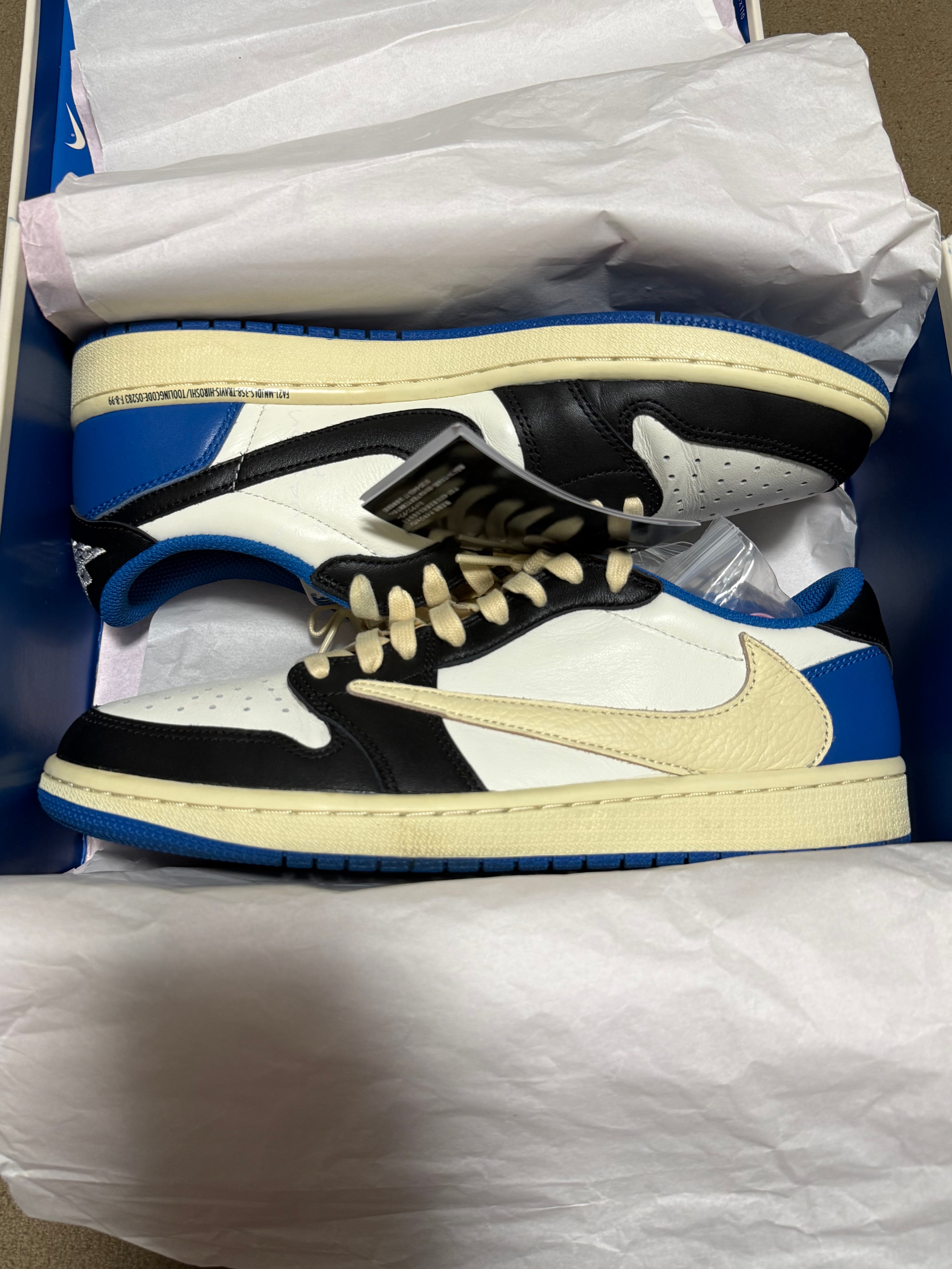 Travis Scott × fragment design × Nike Air Jordan 1 Low OG SP "Military Blue"