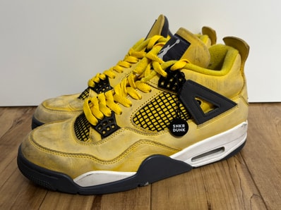 Nike Air Jordan 4 "Tour Yellow"