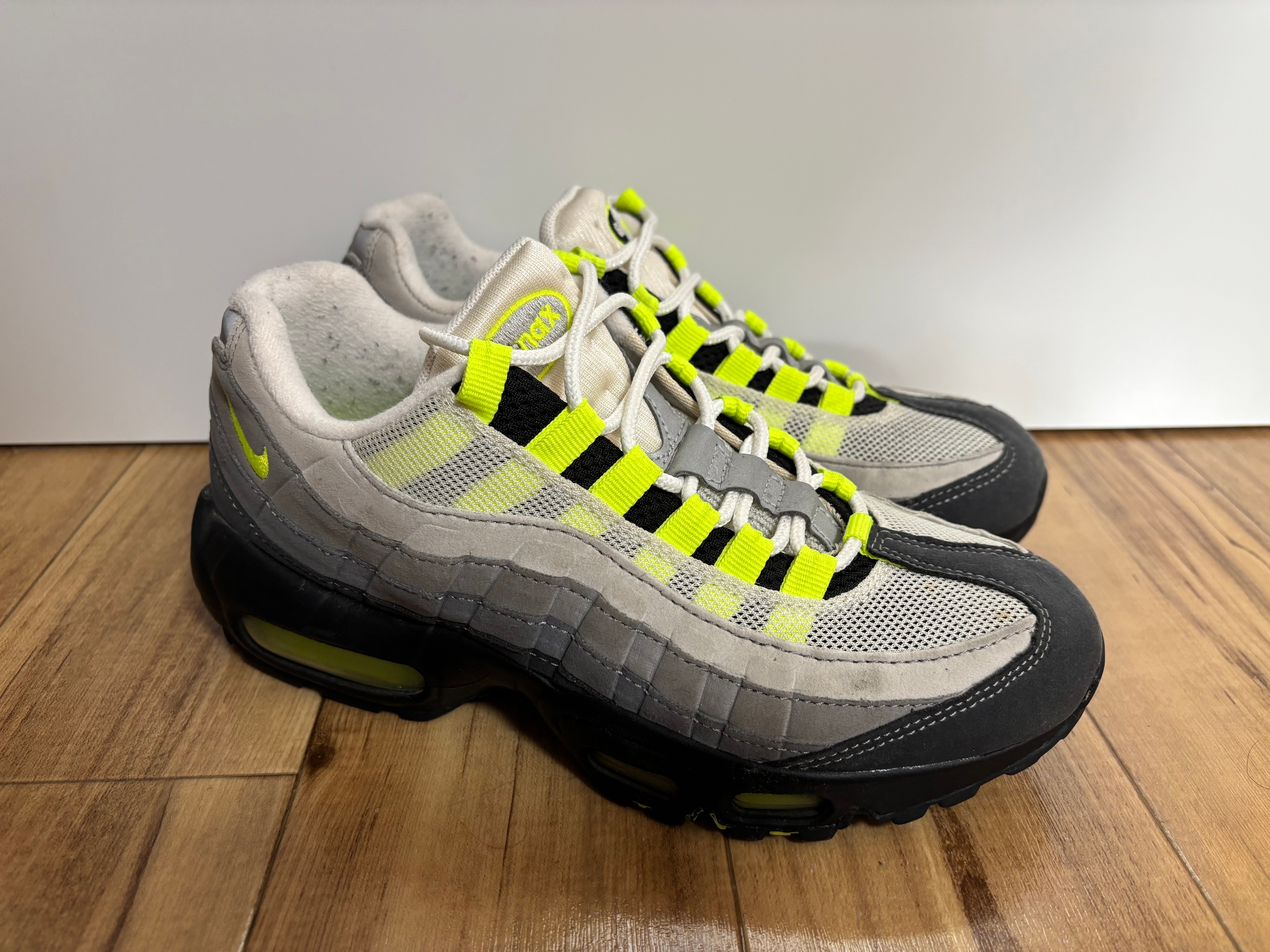 Nike Women's Air Max 95 OG "Neon" (2015)