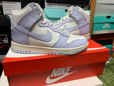 Nike Women's Dunk High "Foot Ball Grey"