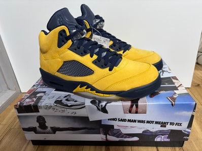 Nike Air Jordan 5 "Michigan"