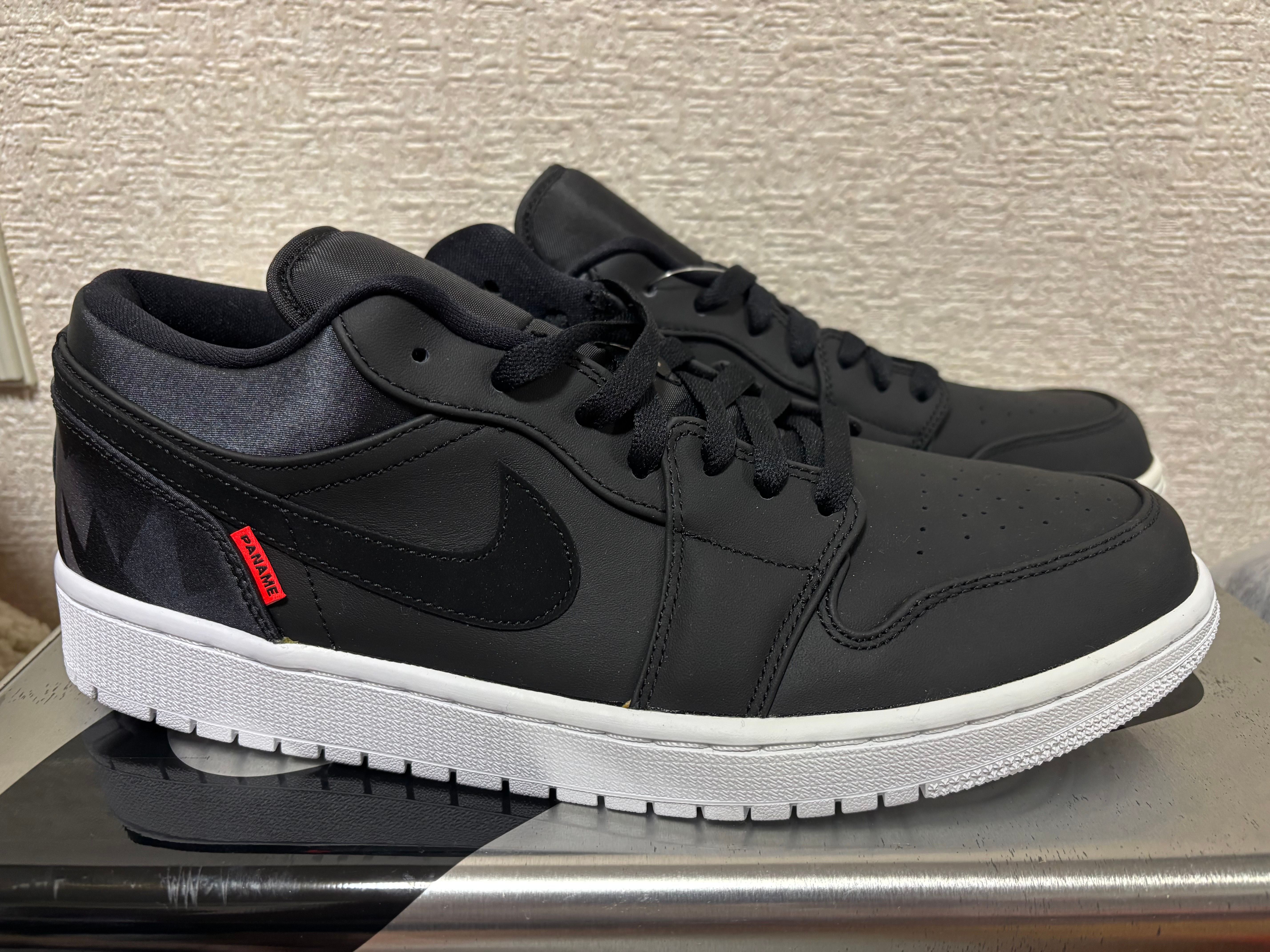 ナイキ×パリサンジェルマン エアジョーダン1 ロー PSG 