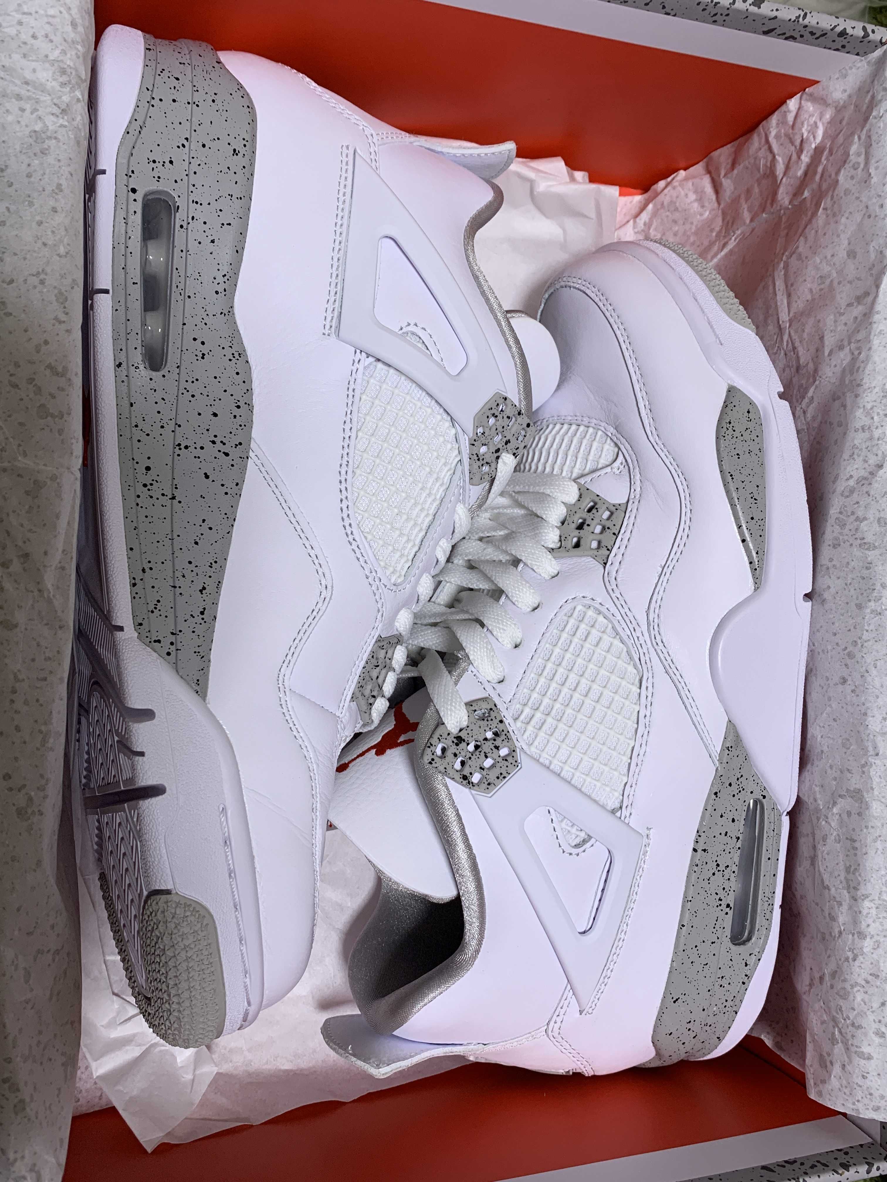 Nike Air Jordan 4 "Tech White"