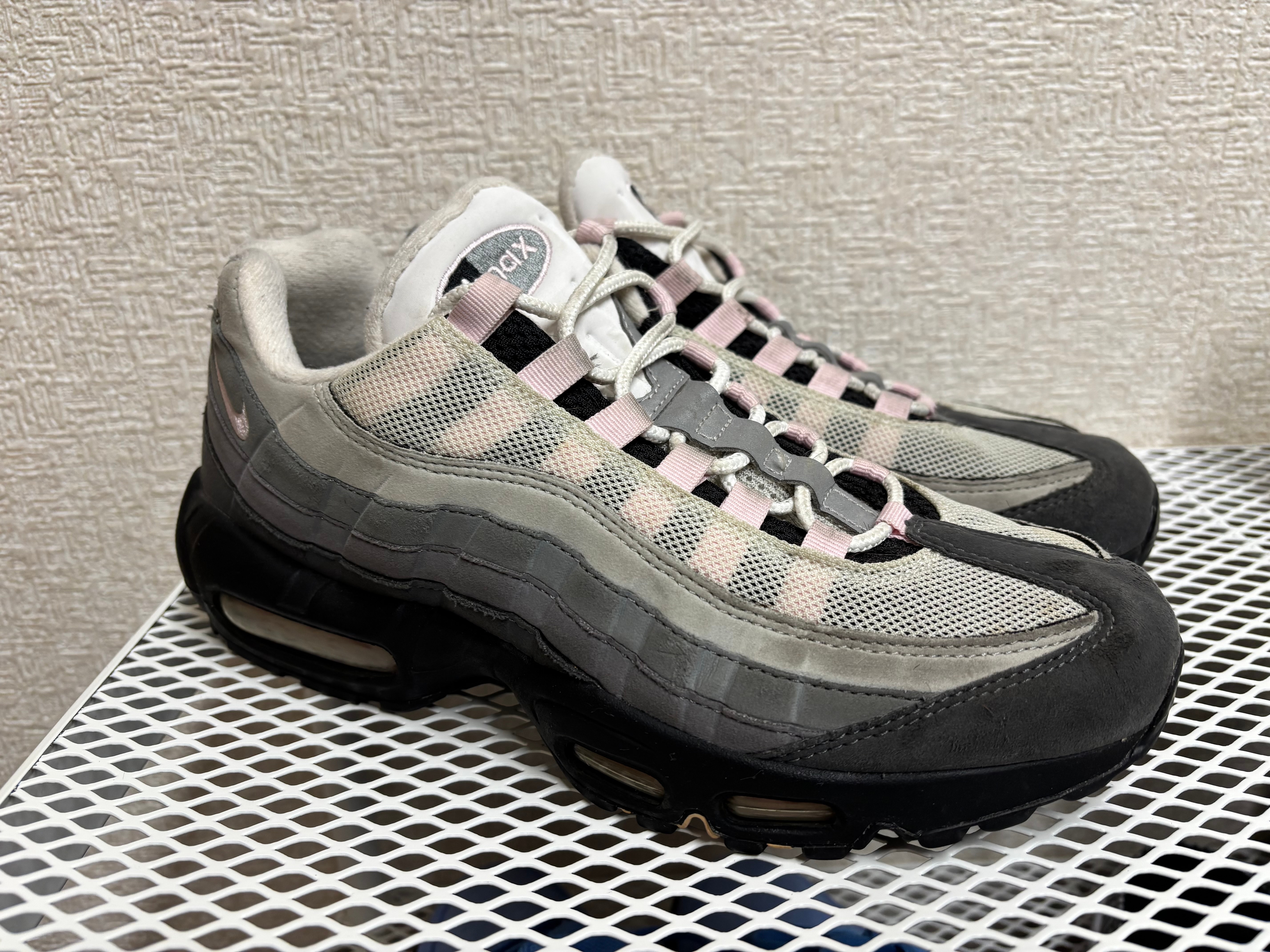 ナイキ エアマックス95 "ガンスモーク/ピンクフォーム"