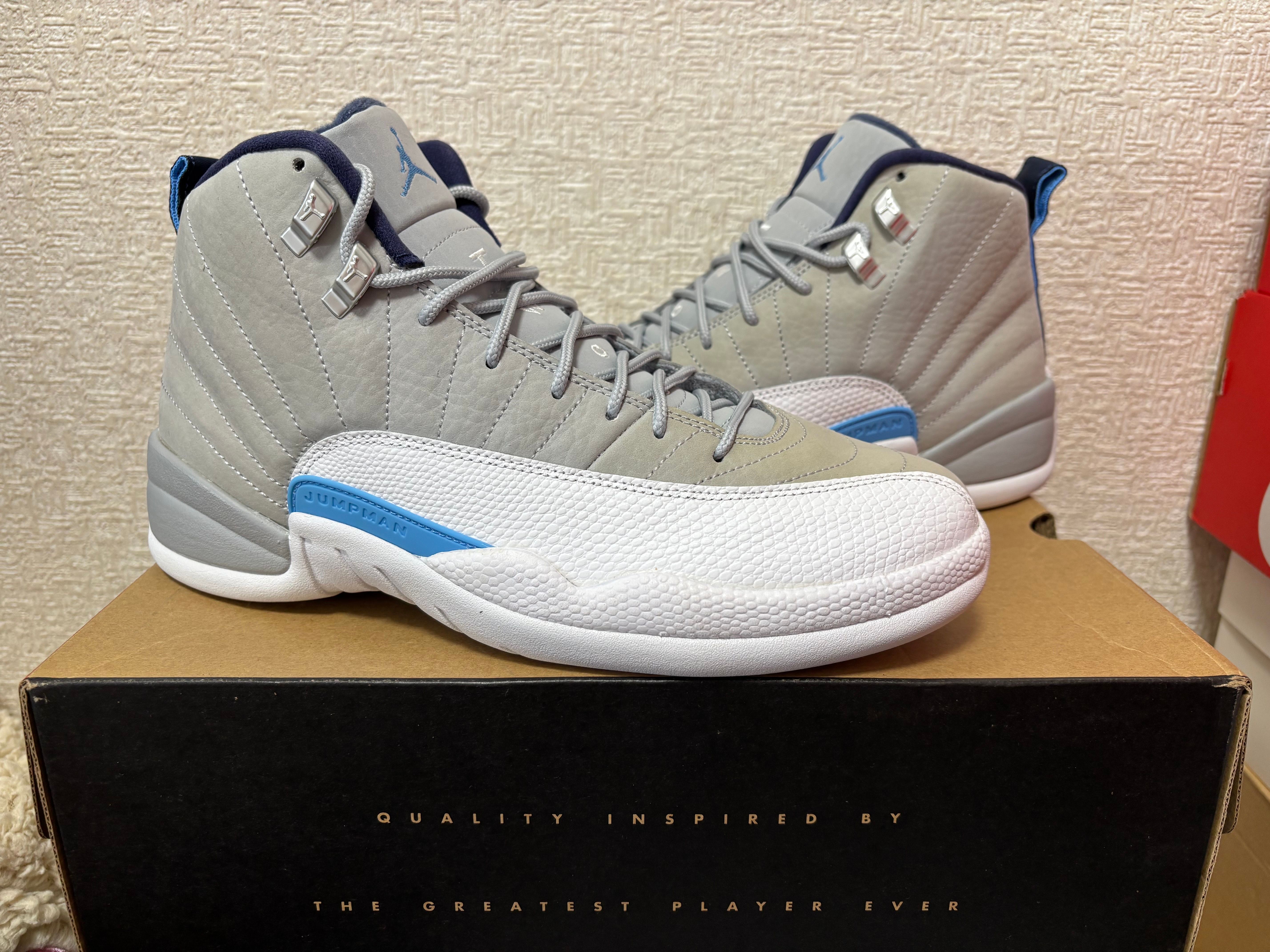 NIKE AIR JORDAN 12 RETRO "WOLF GREY"