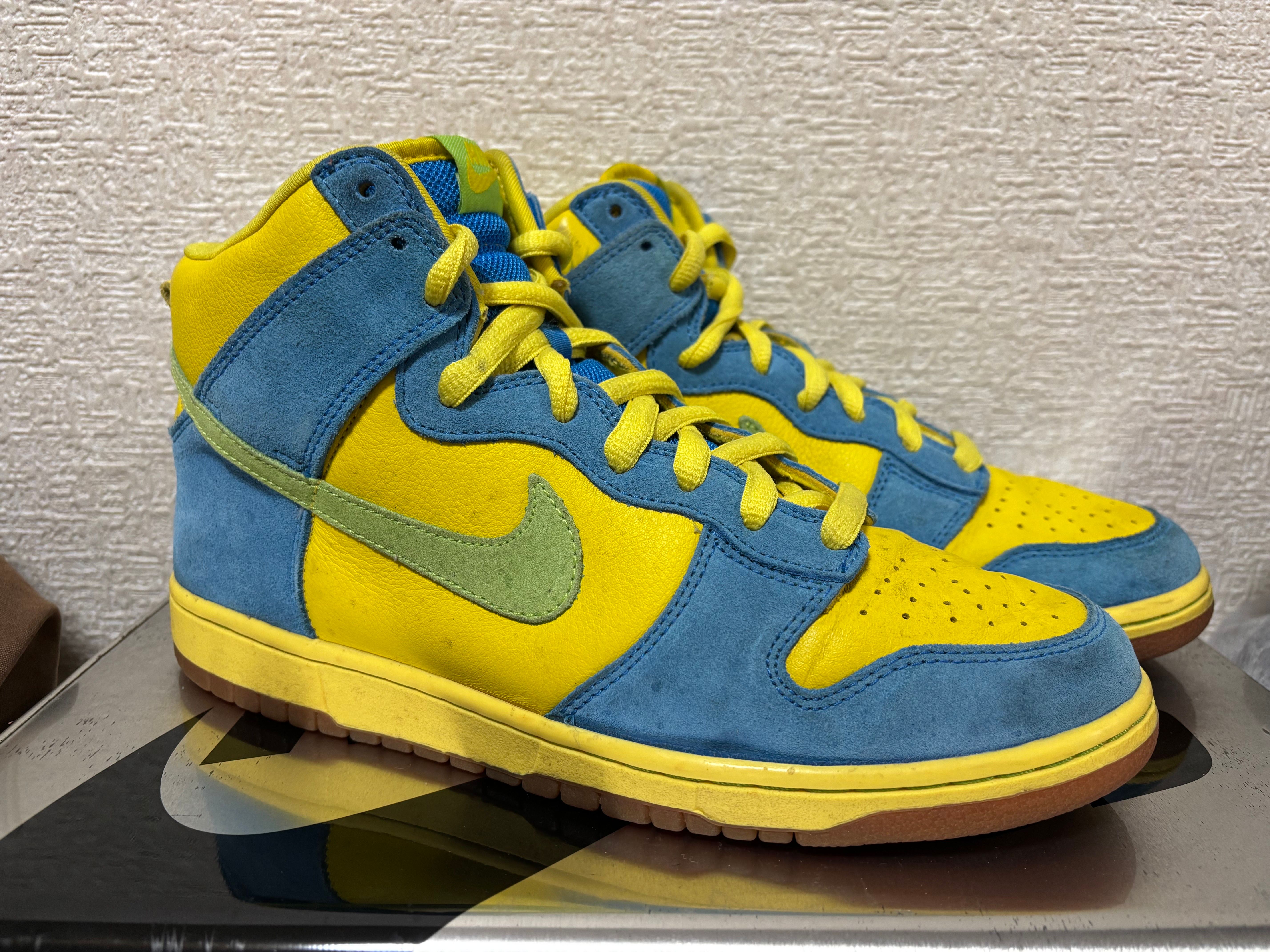 Nike SB Dunk High "Marge Simpson"