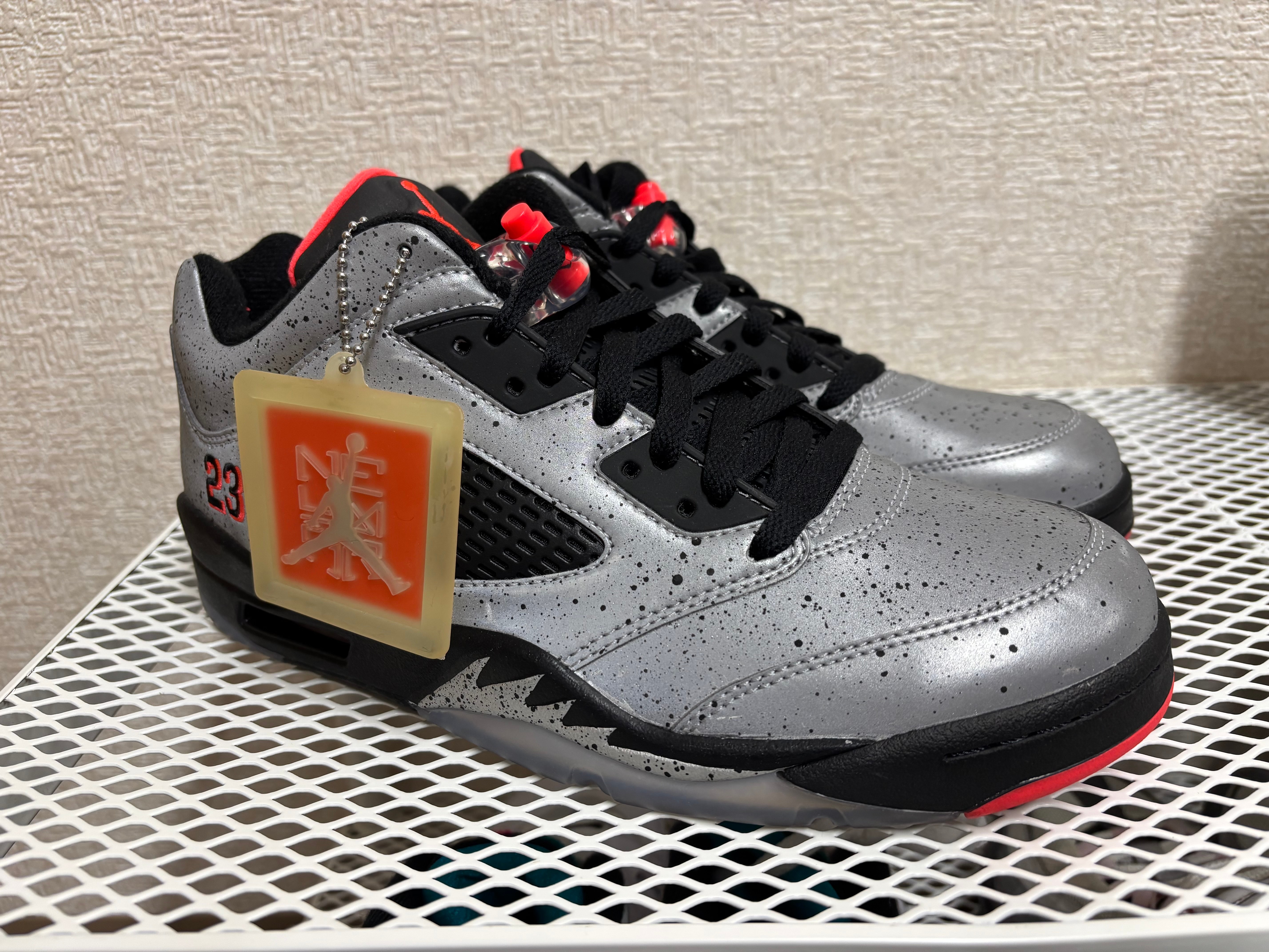 エアジョーダン5(AJ5) 人気の新作/中古通販【スニーカーダンク】