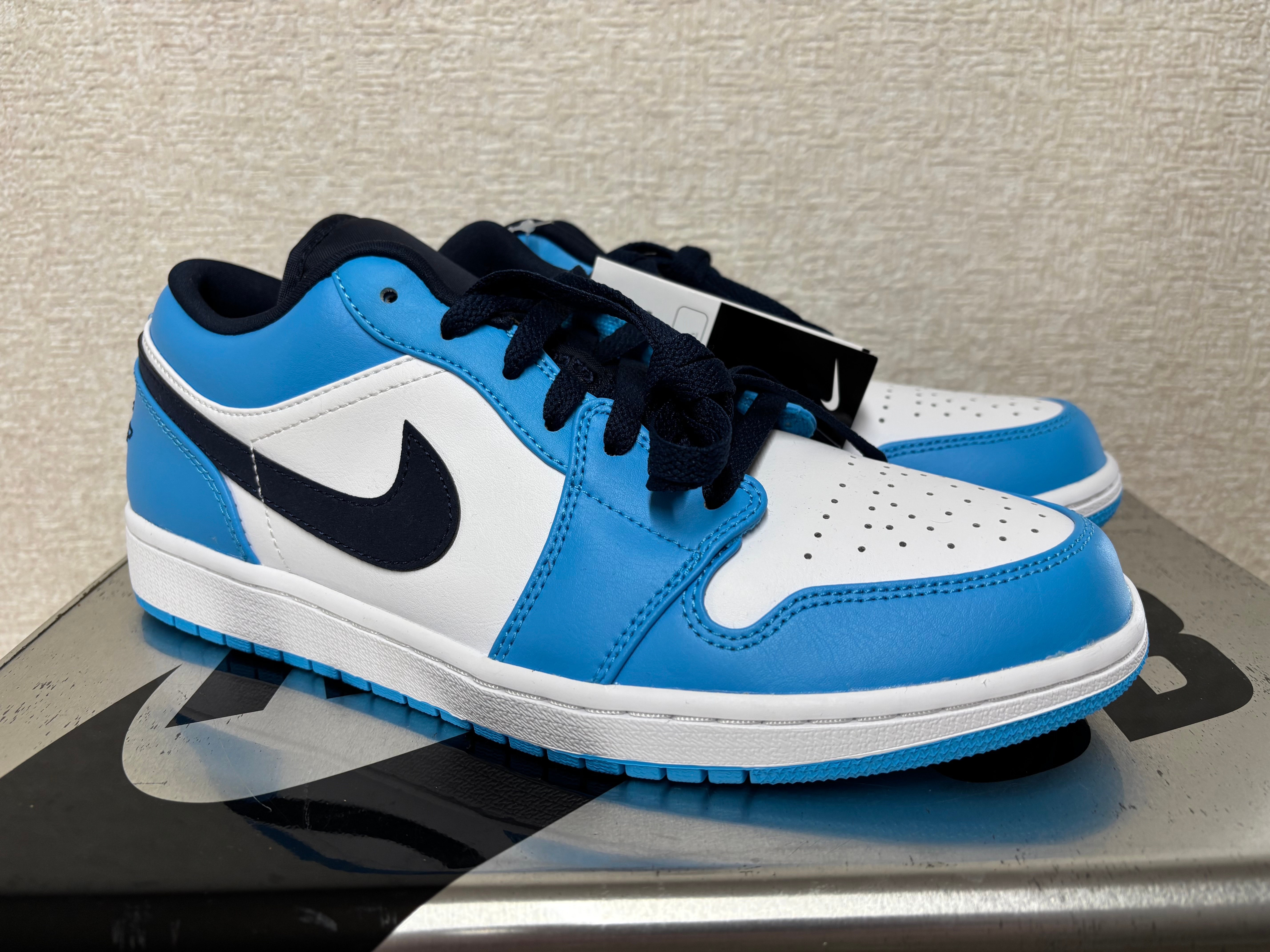 Nike Air Jordan 1 Low "University Blue"