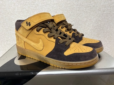 Nike SB Zoom Dunk Mid Pro "Lewis Marnell"