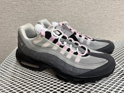 Nike Air Max 95 "Gunsmoke/Pink Foam"