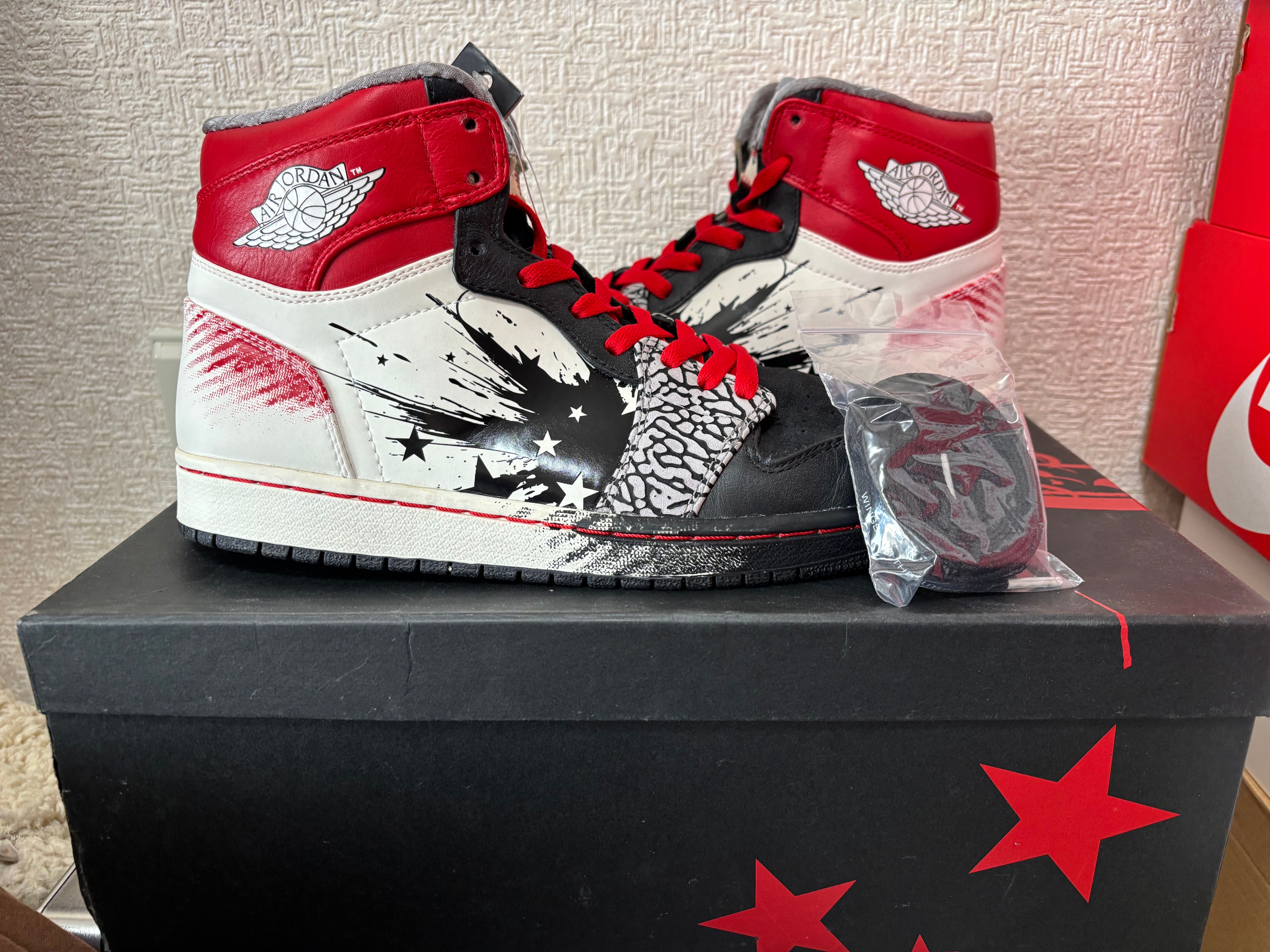 靴 Nike Air Jordan 1 Wings For The Future Nike Air Jordan 1 Retro High Dave White Wings For The Futureの新品