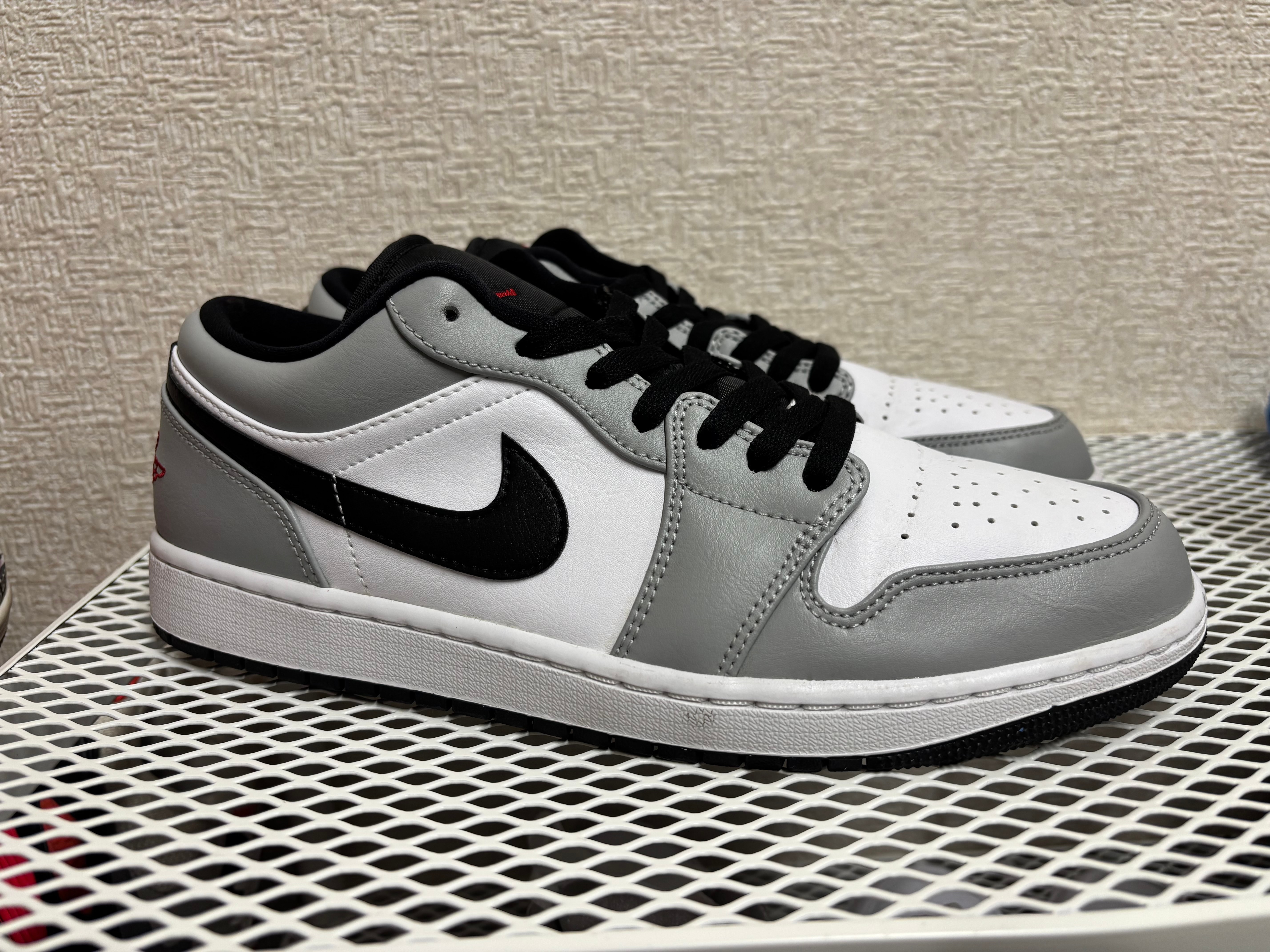 Nike Air Jordan 1 Low "Light Smoke Grey"