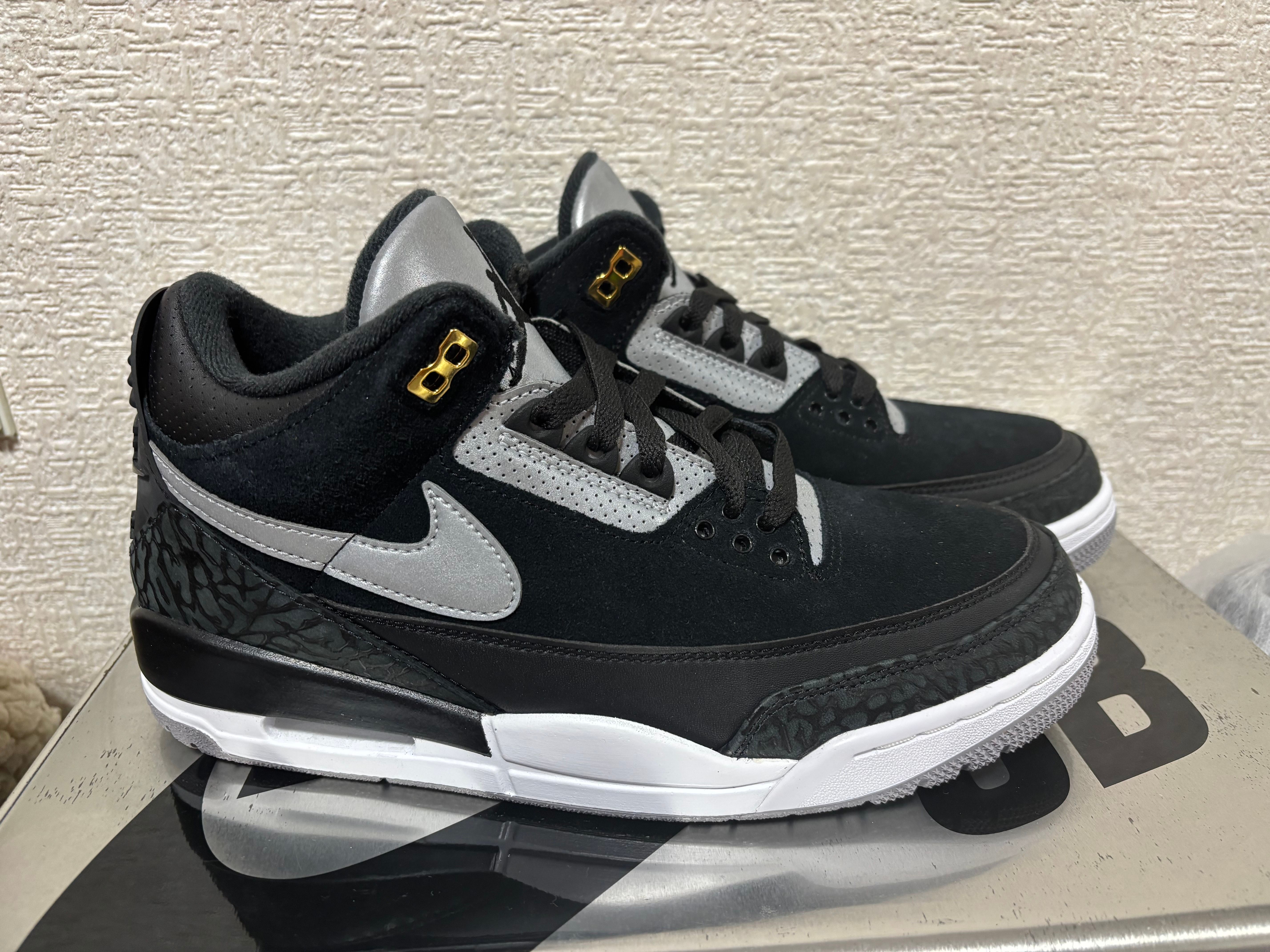 Nike Air Jordan 3 Retro Tinker "Black/Cement Grey"