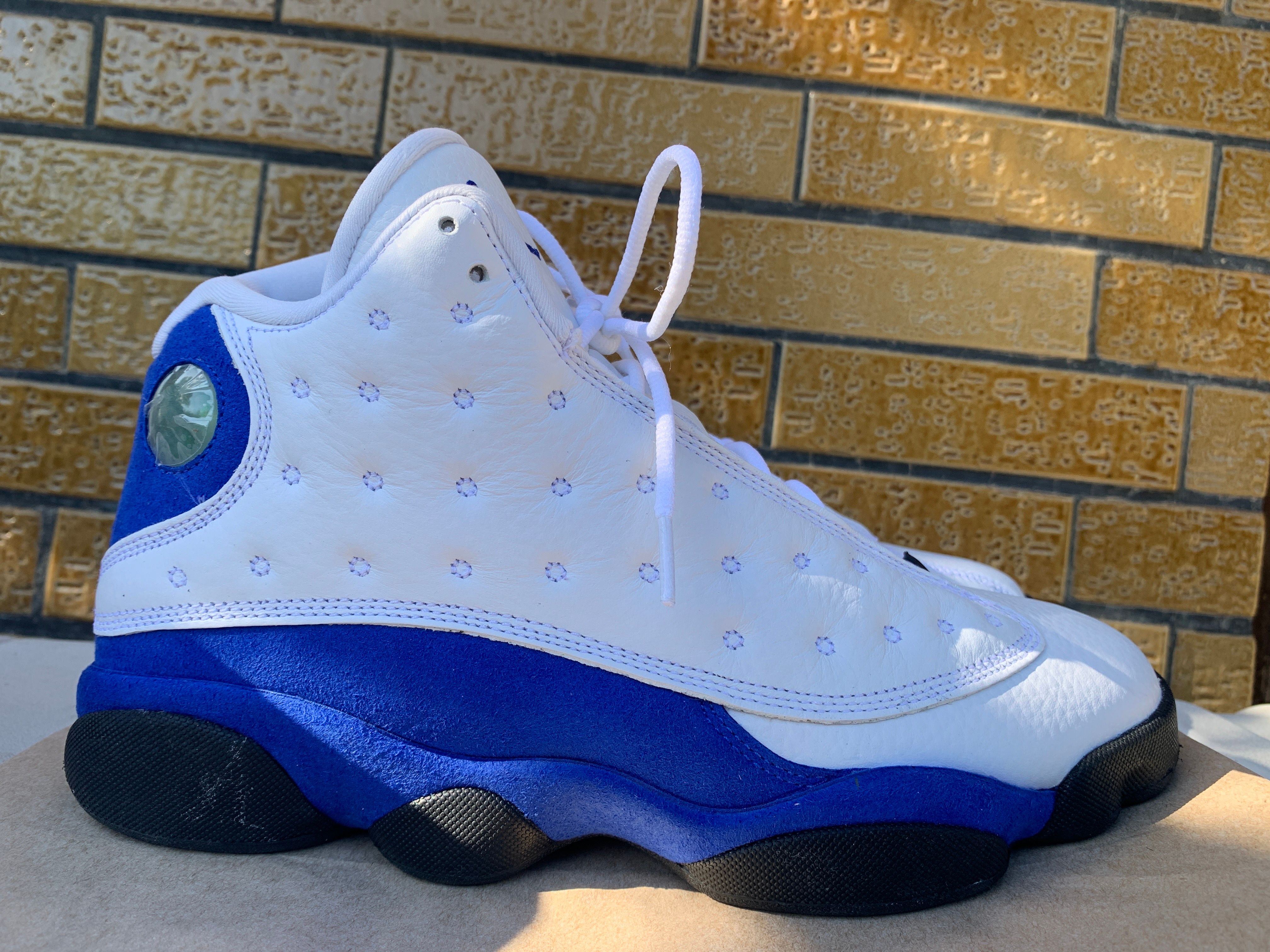 NIKE AIR JORDAN 13 RETRO WHITE HYPER ROYAL BLACK
