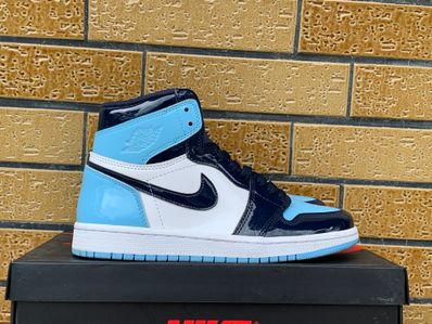 Retro 1 patent leather unc on sale