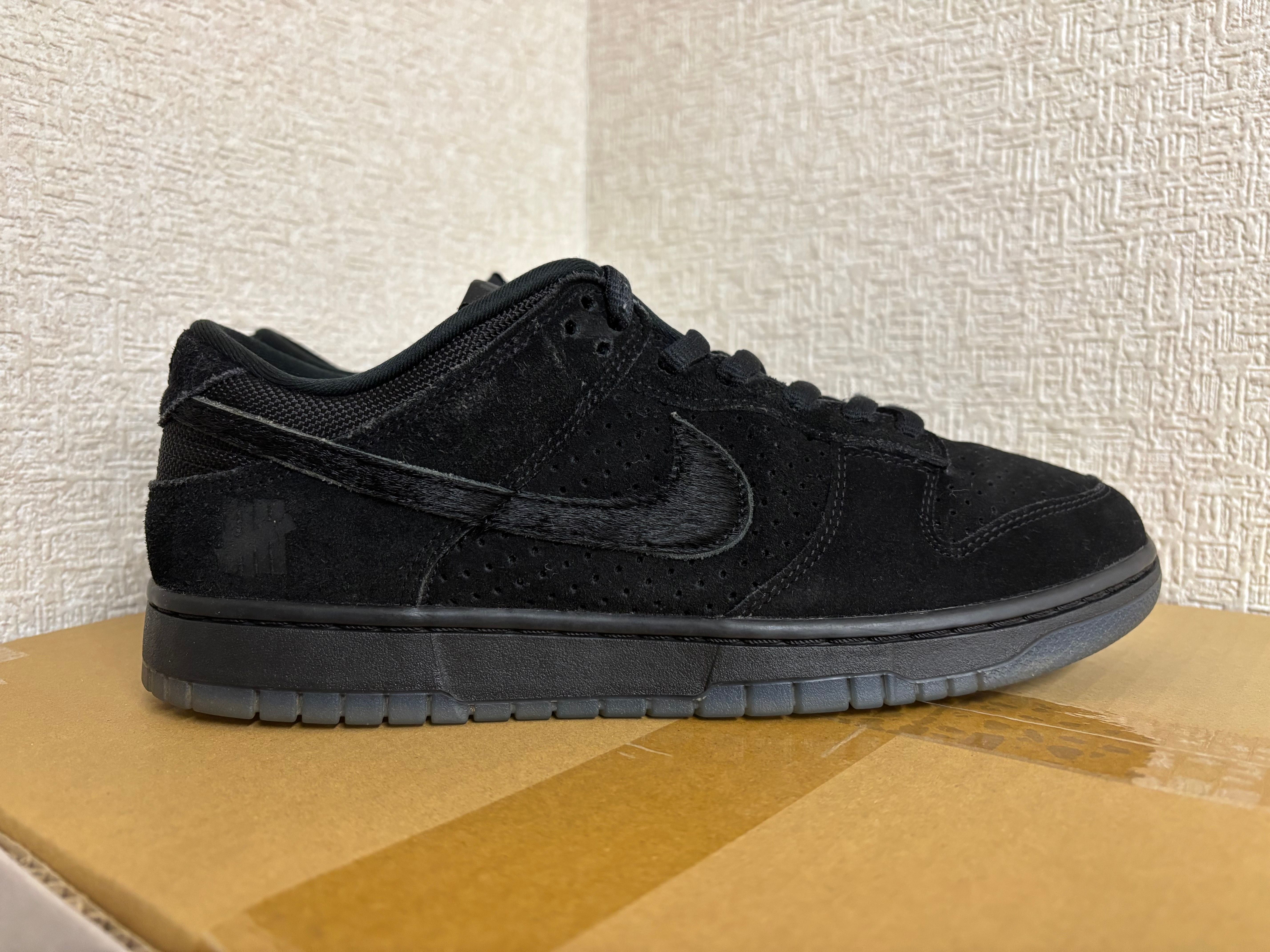 UNDEFEATED × Nike Dunk Low SP "5 ON IT"