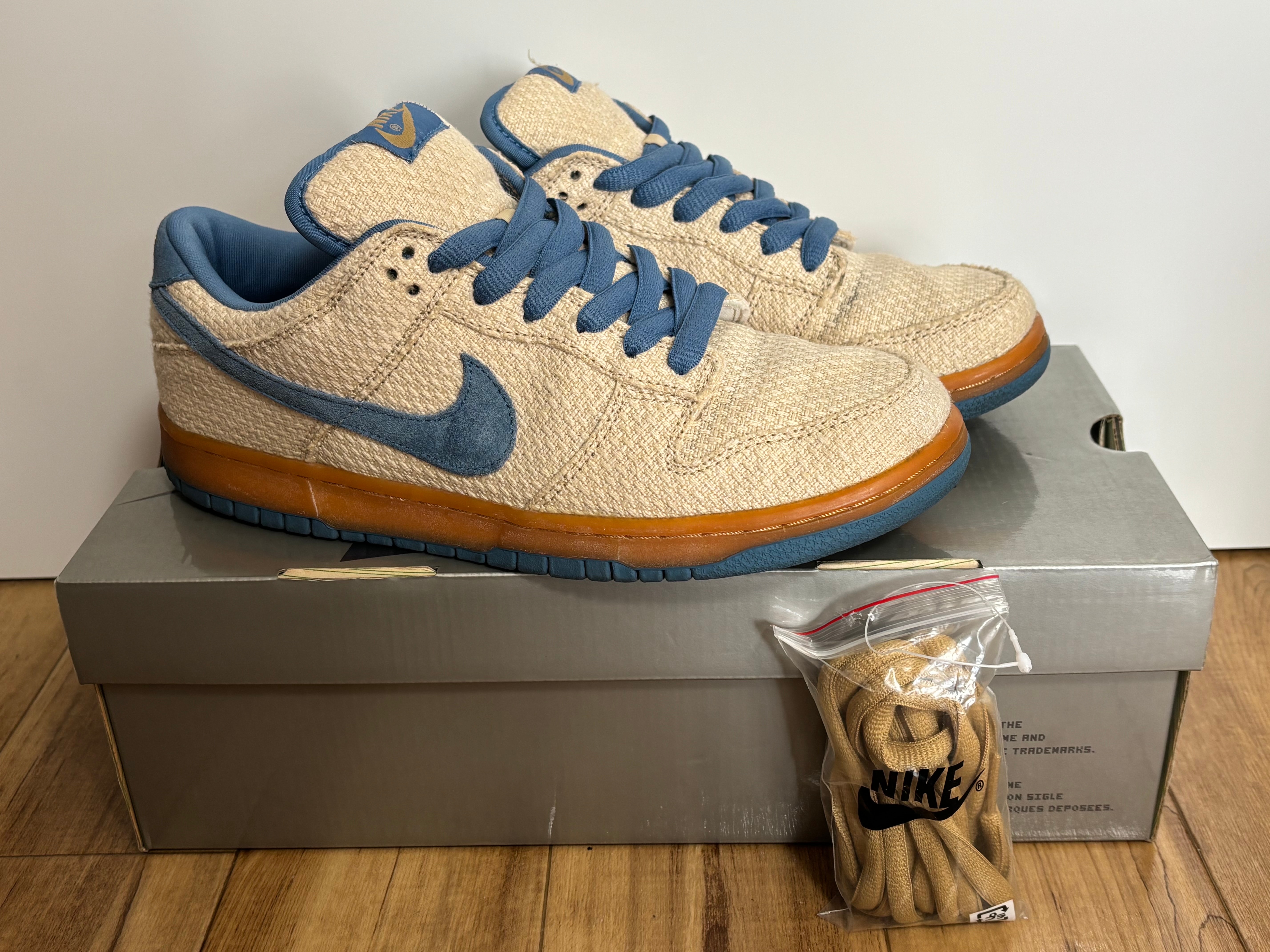 Nike SB Dunk Low "Hemp Blue"