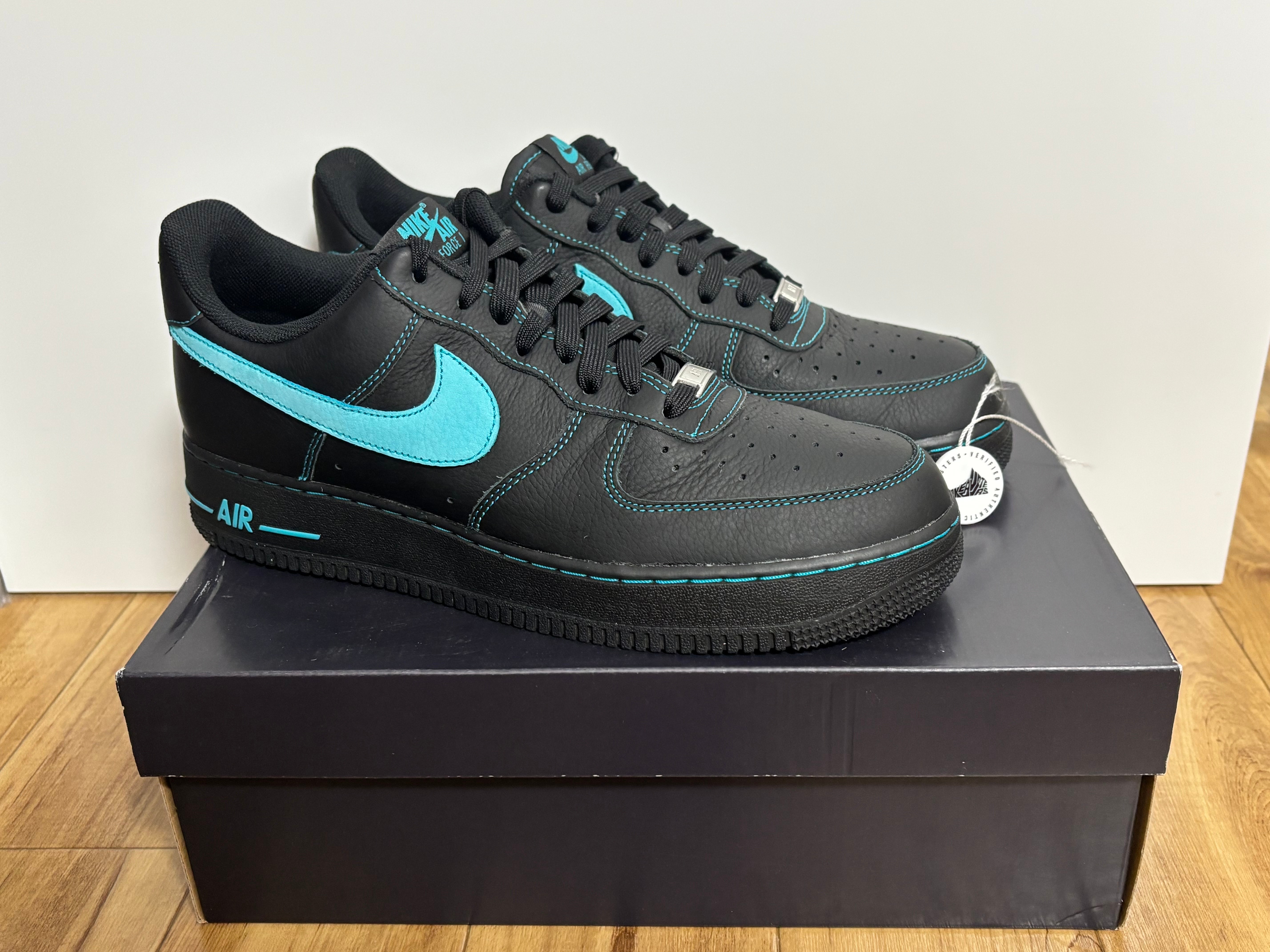 Nike Air Force 1 Low "Black Tiffany"