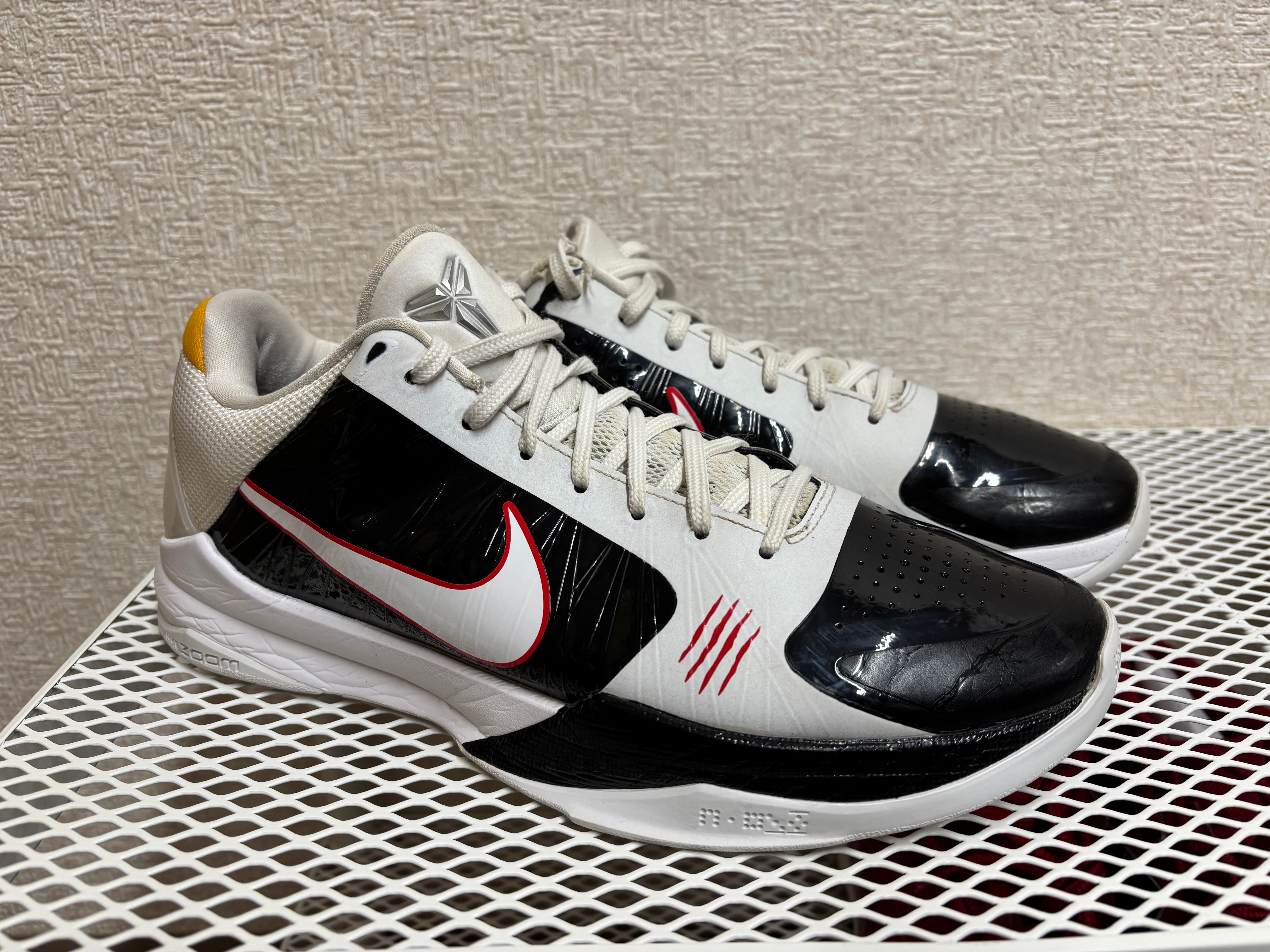 ナイキ コービー5 プロトロ "ブルース・リー" オルタネイト