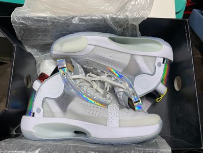 Nike Air Jordan XXXIV "White Metallic Silver"