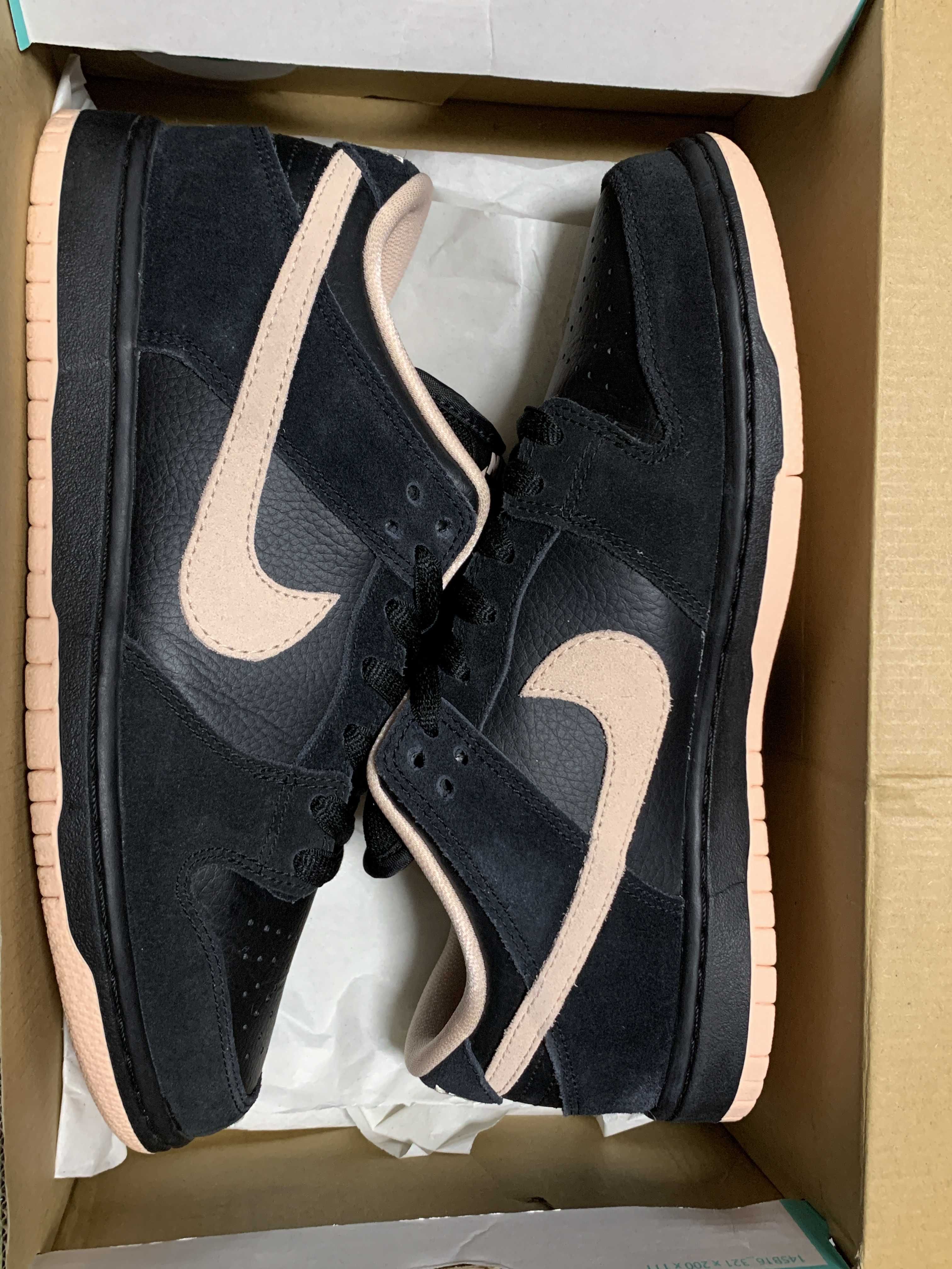 Nike SB Dunk Low PRO "Black/Washed Coral"