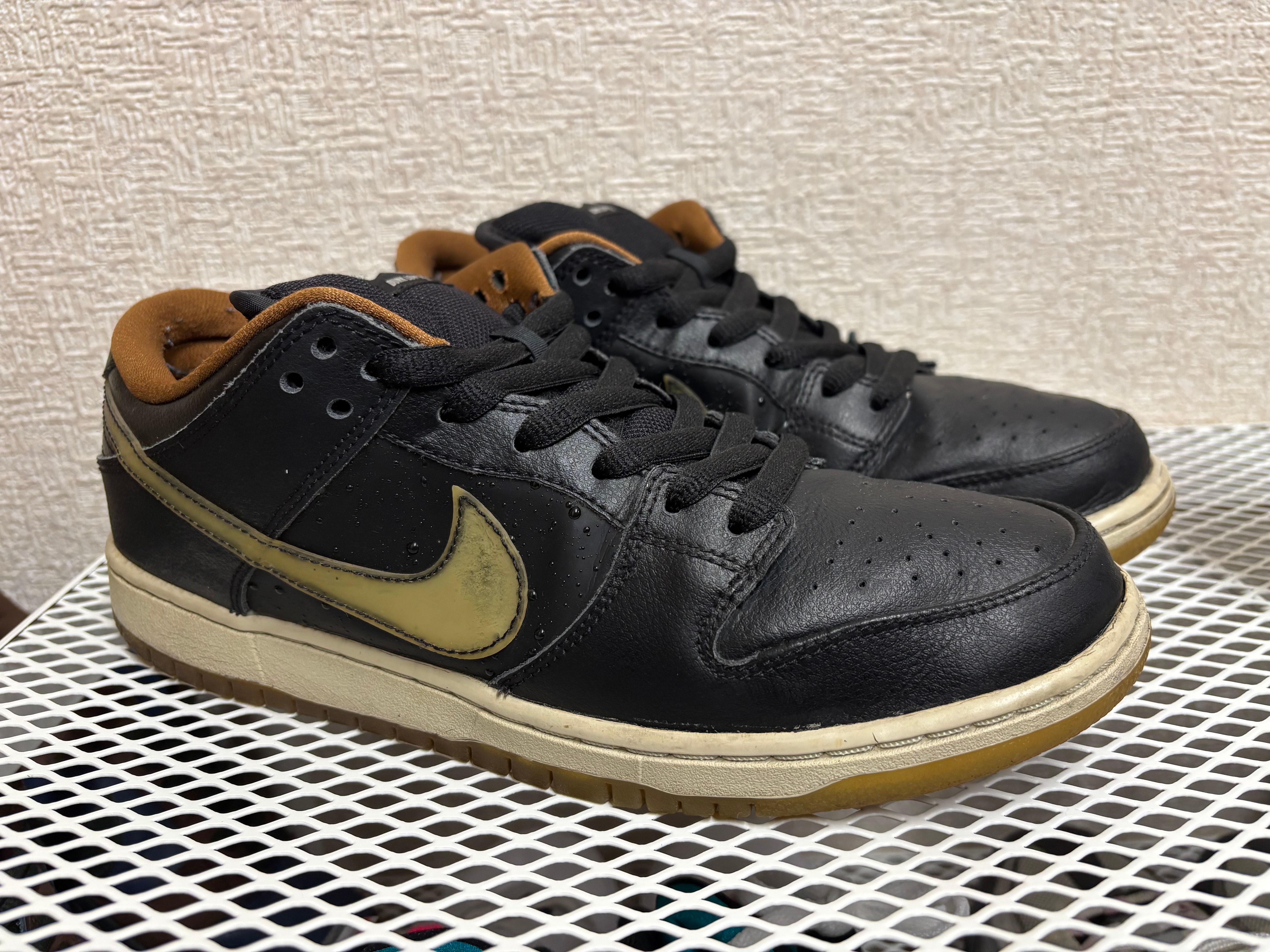 Nike SB Dunk Low "Black Rain"