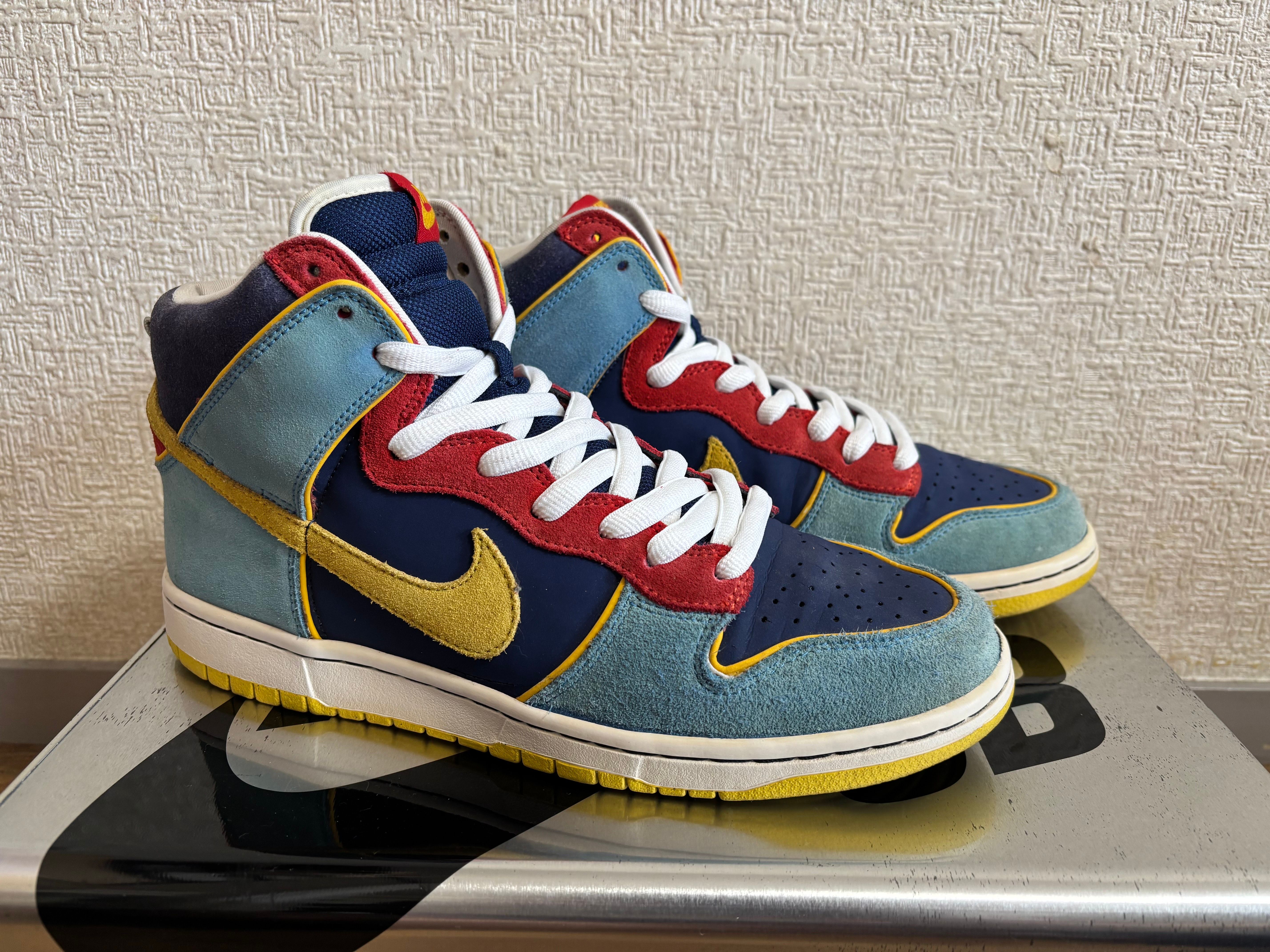 Nike SB Dunk High "Pacman"