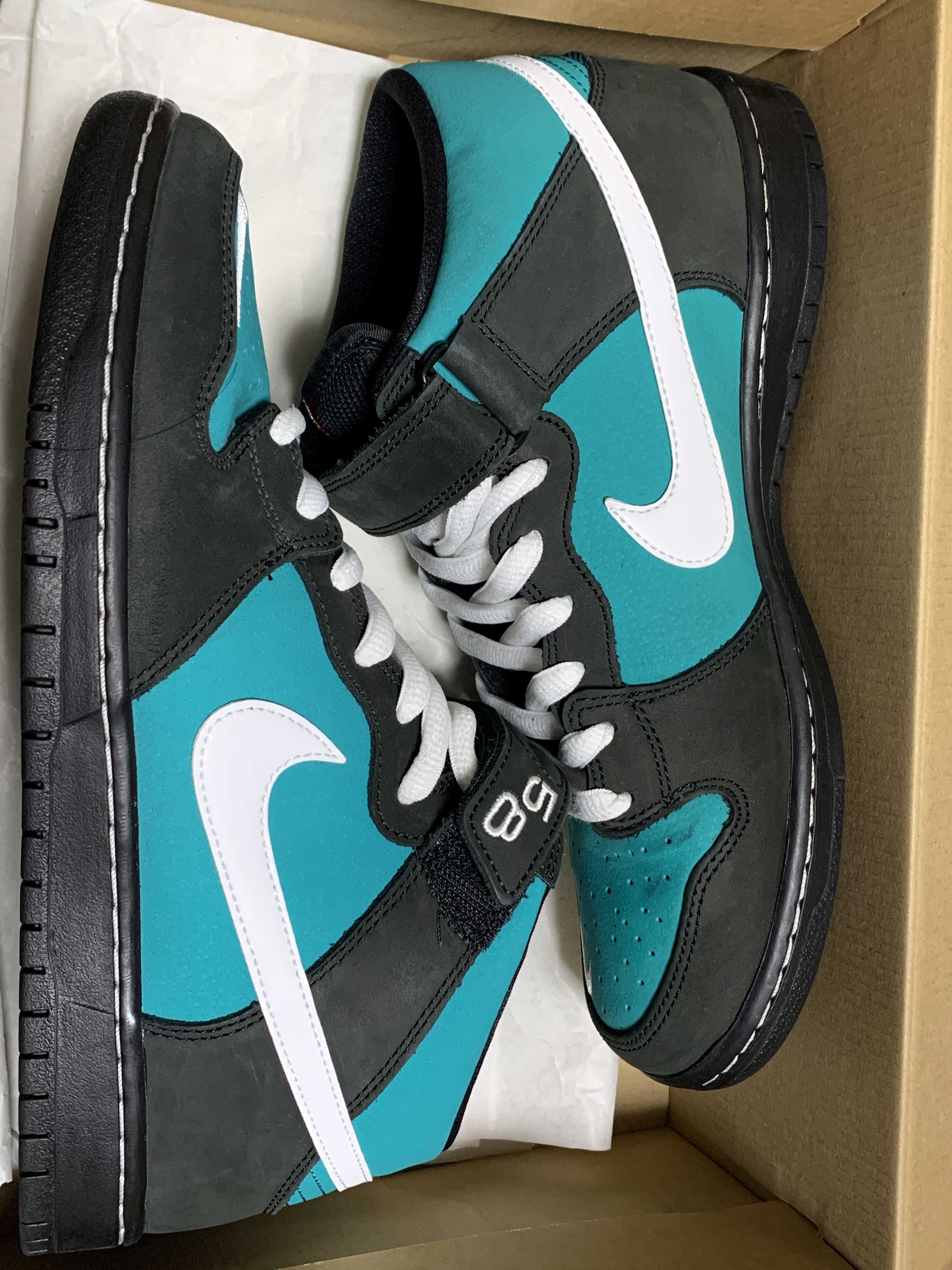 Nike SB Dunk Mid "Griffey"