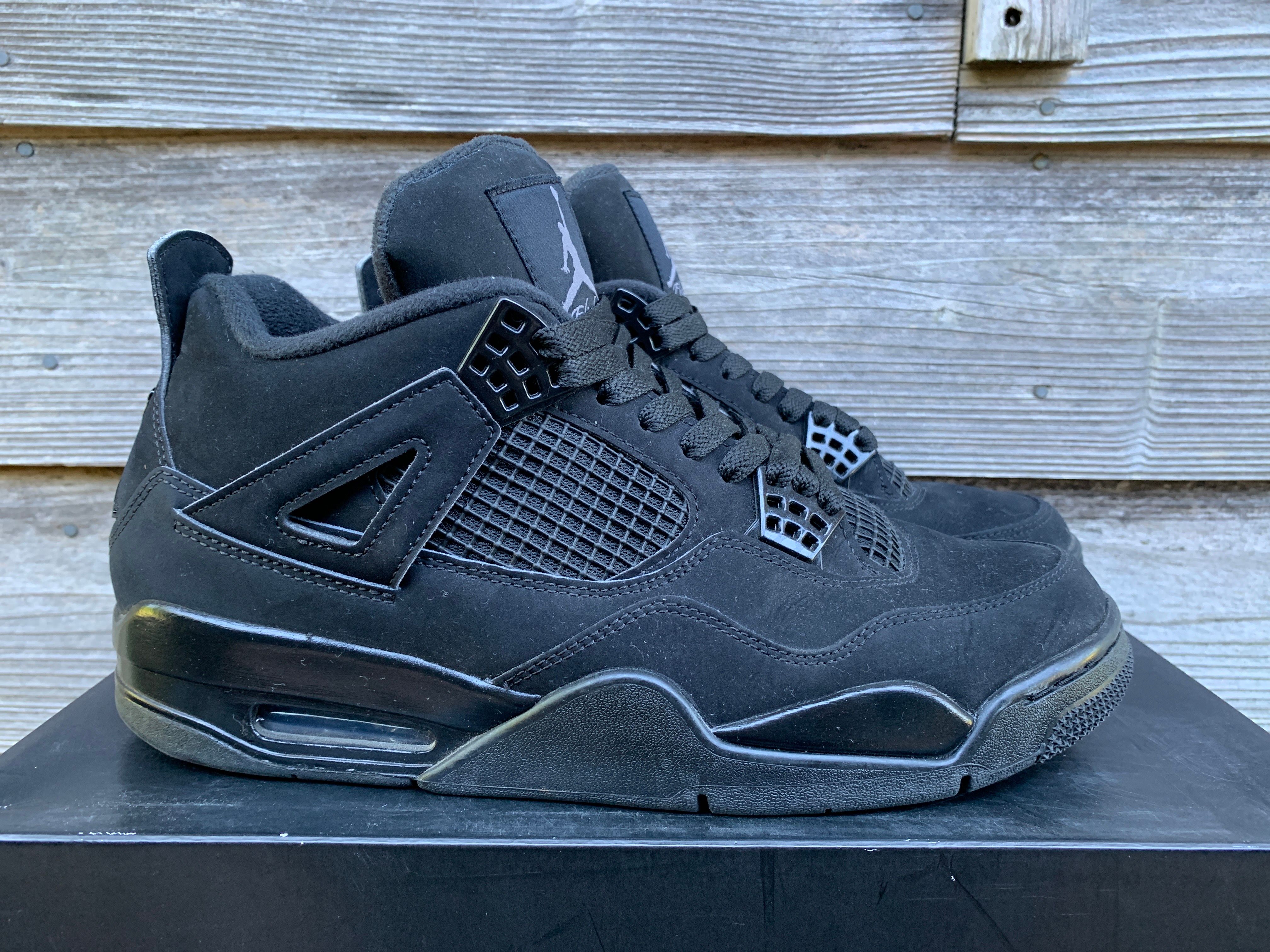Nike Air Jordan 4 "Black Cat"