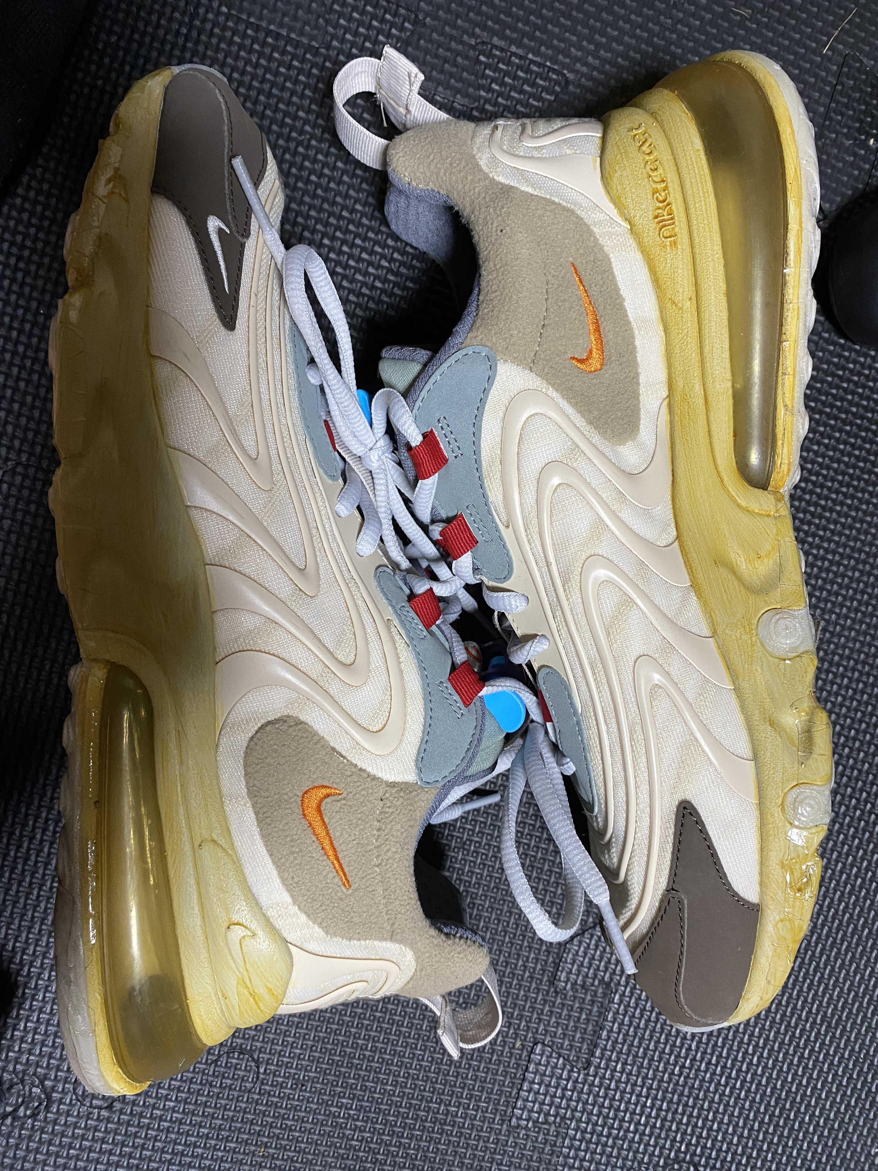Travis Scott  × Nike Air Max 270 "Cactus Trails"